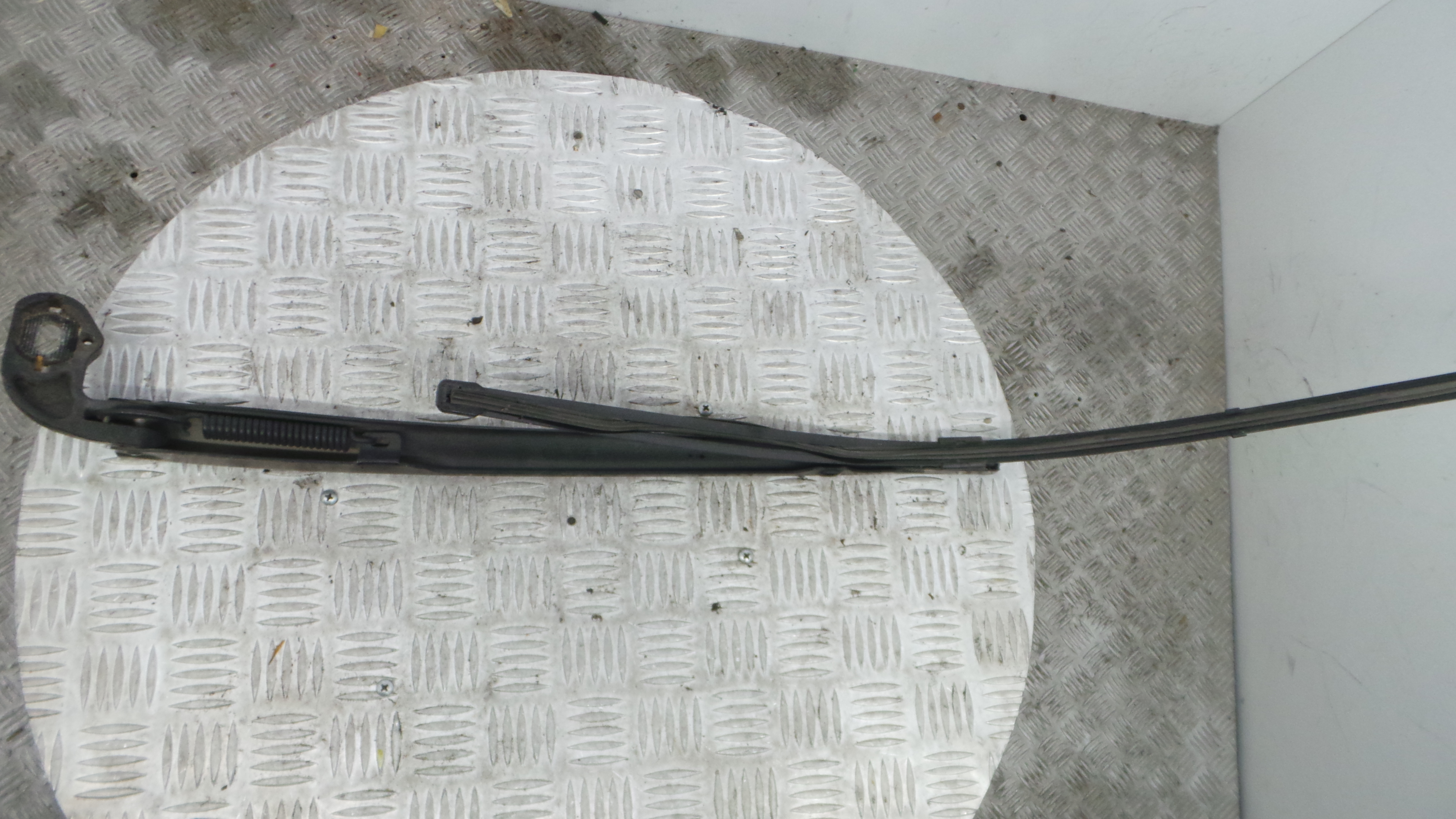 Braço Do Limpa-vidros 1P0955410A - SEAT LEON (1P1)-36385541