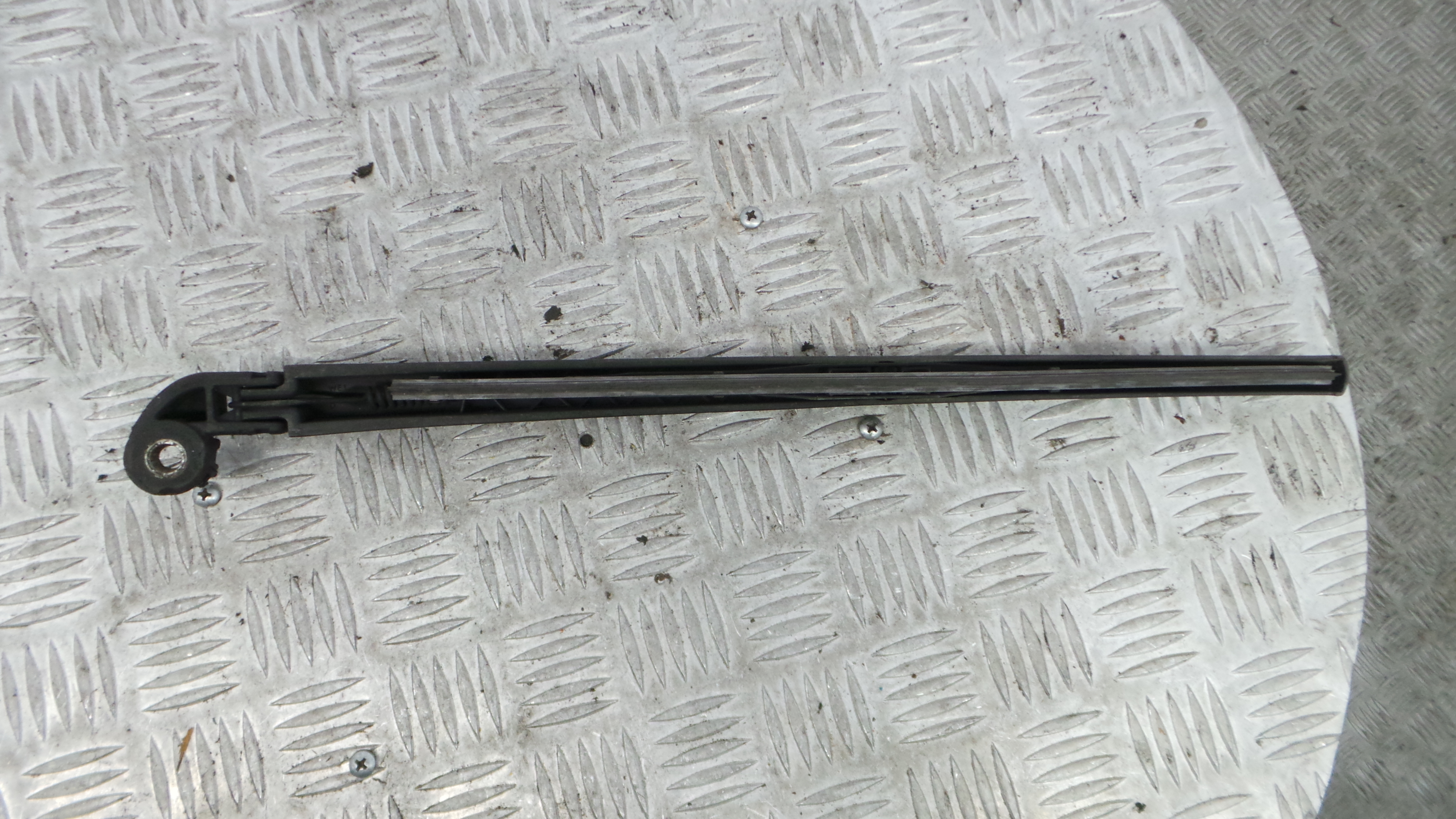 Braço Traseiro Para Brisas 8E9955407C - AUDI A4 B7 Avant (8ED)-36385555