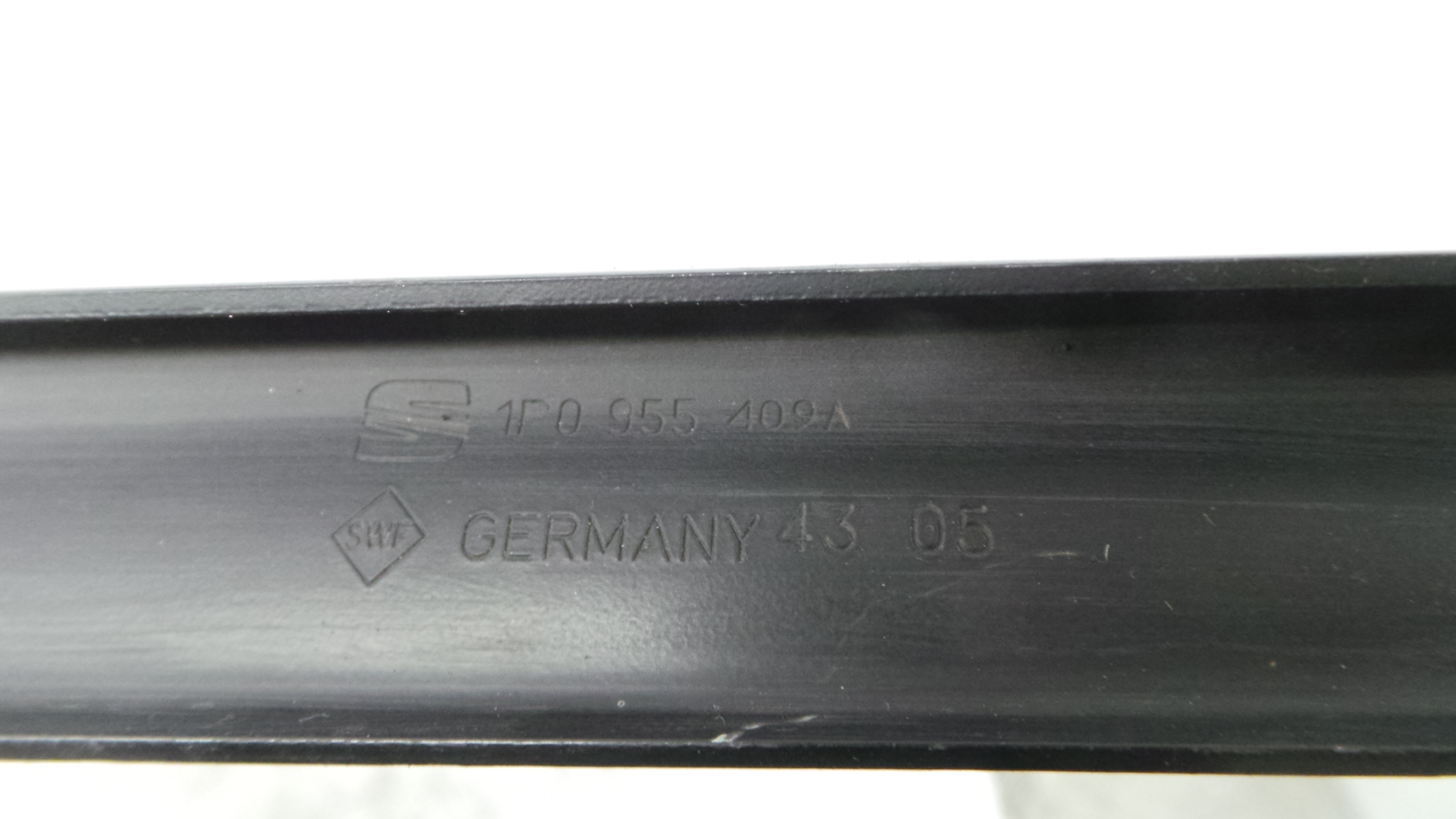 Braço Do Limpa-vidros 1P0955409A - SEAT LEON (1P1)-36385599