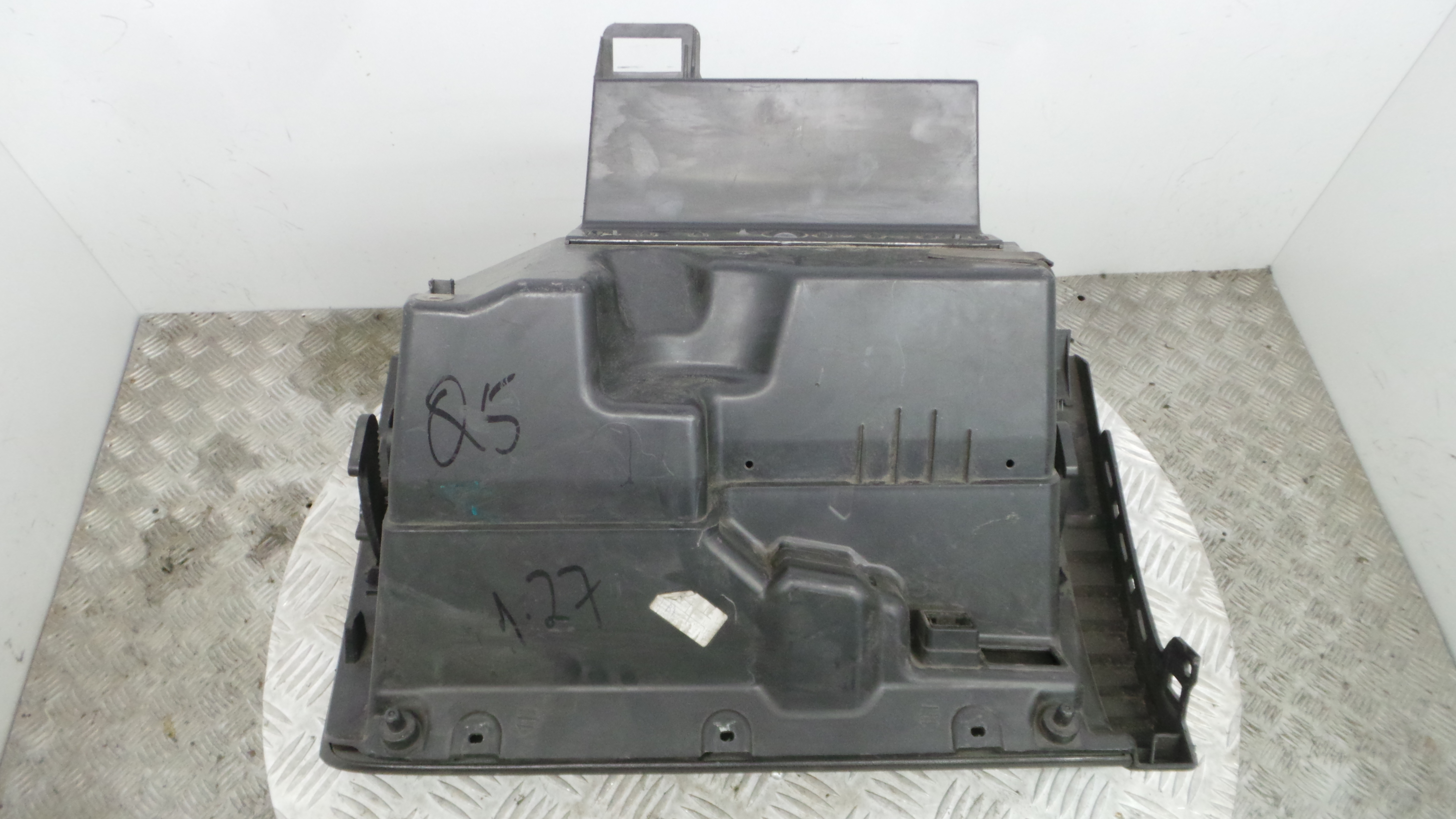 Porta Luvas 6R1857101 - VW POLO V (6R1, 6C1)-36385700