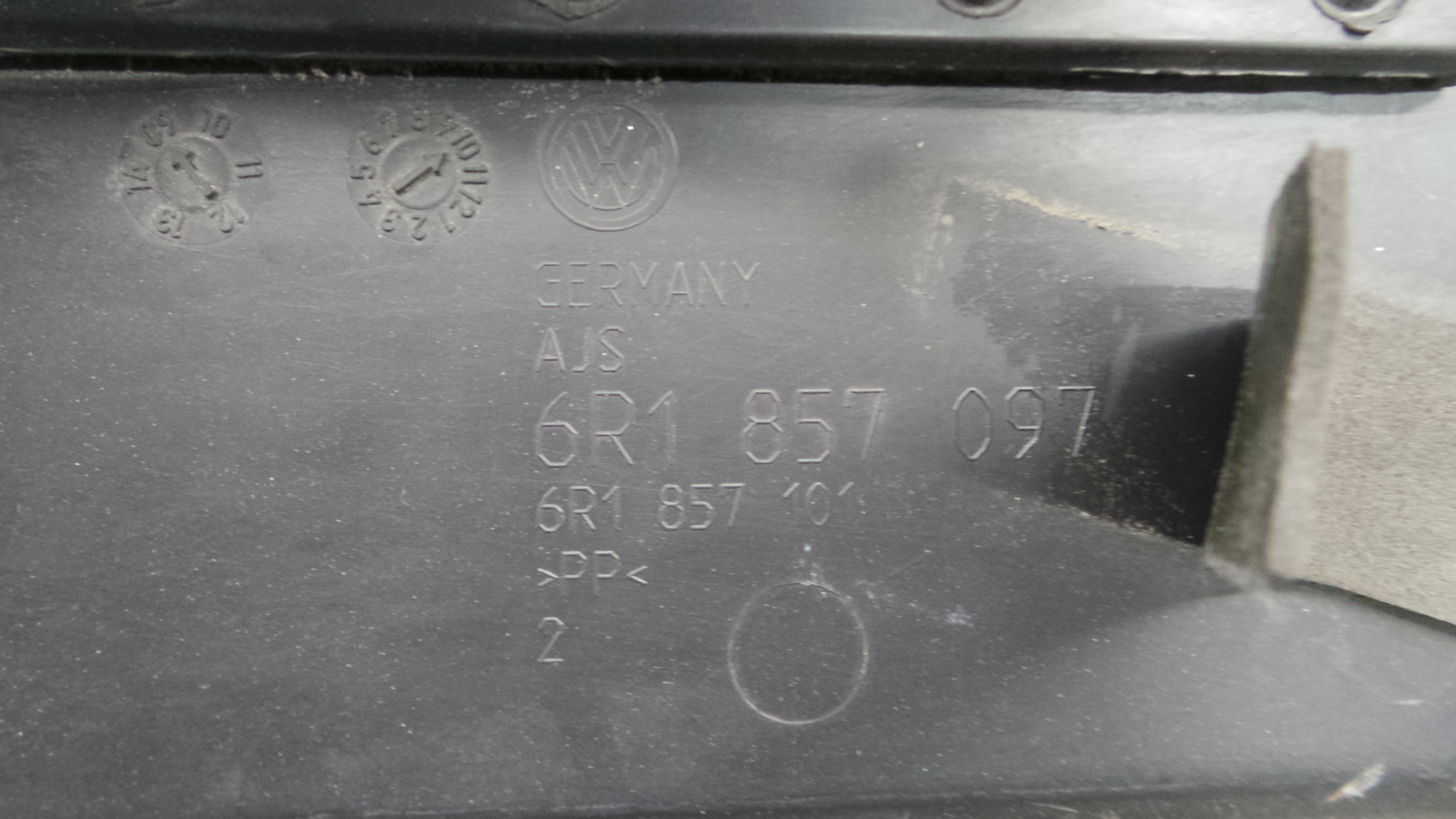 Porta Luvas 6R1857101 - VW POLO V (6R1, 6C1)-36385700