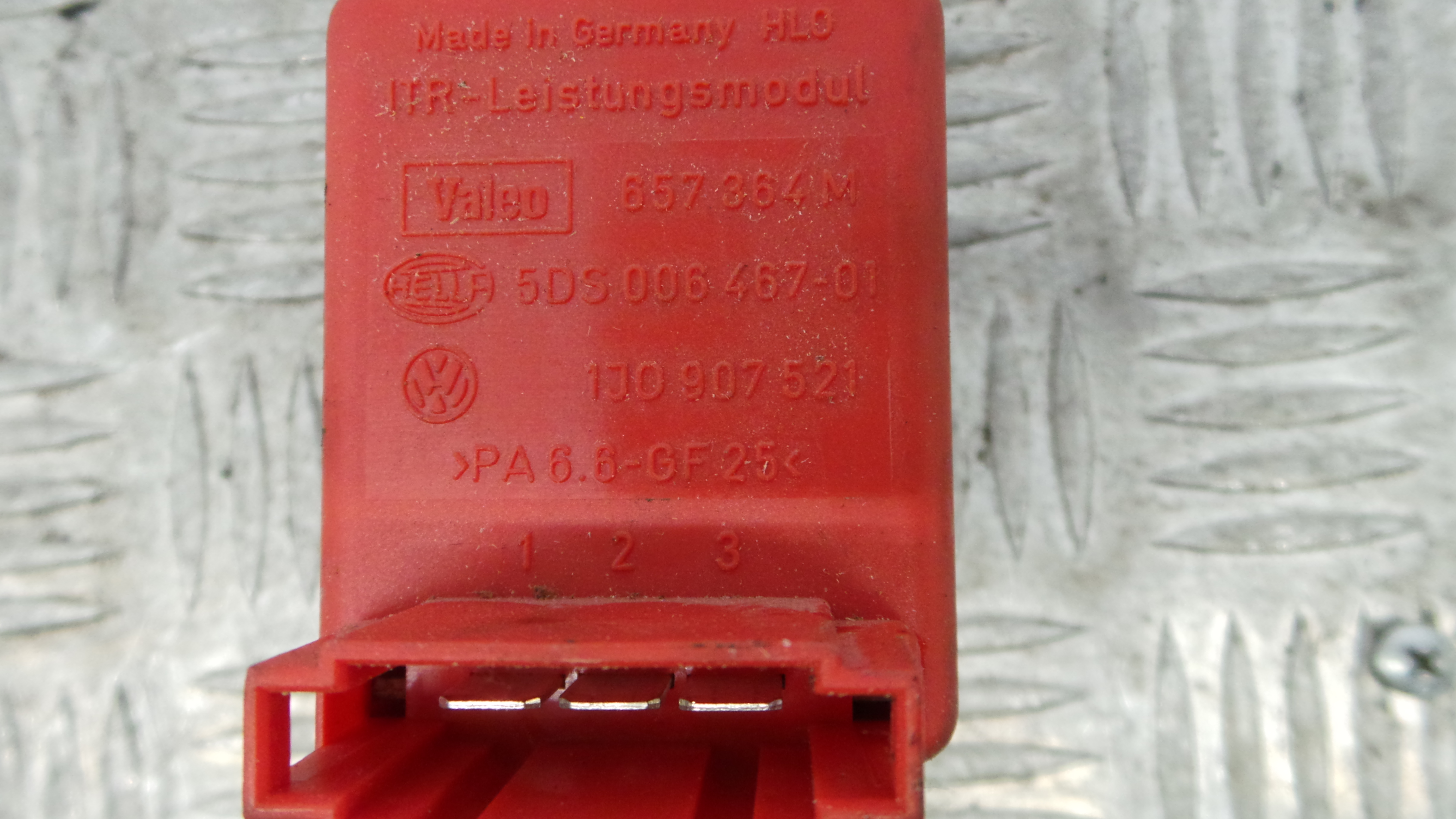 Resistência Ventilador Do Habitáculo 1J0907521 - VW BORA I (1J2)-36385733