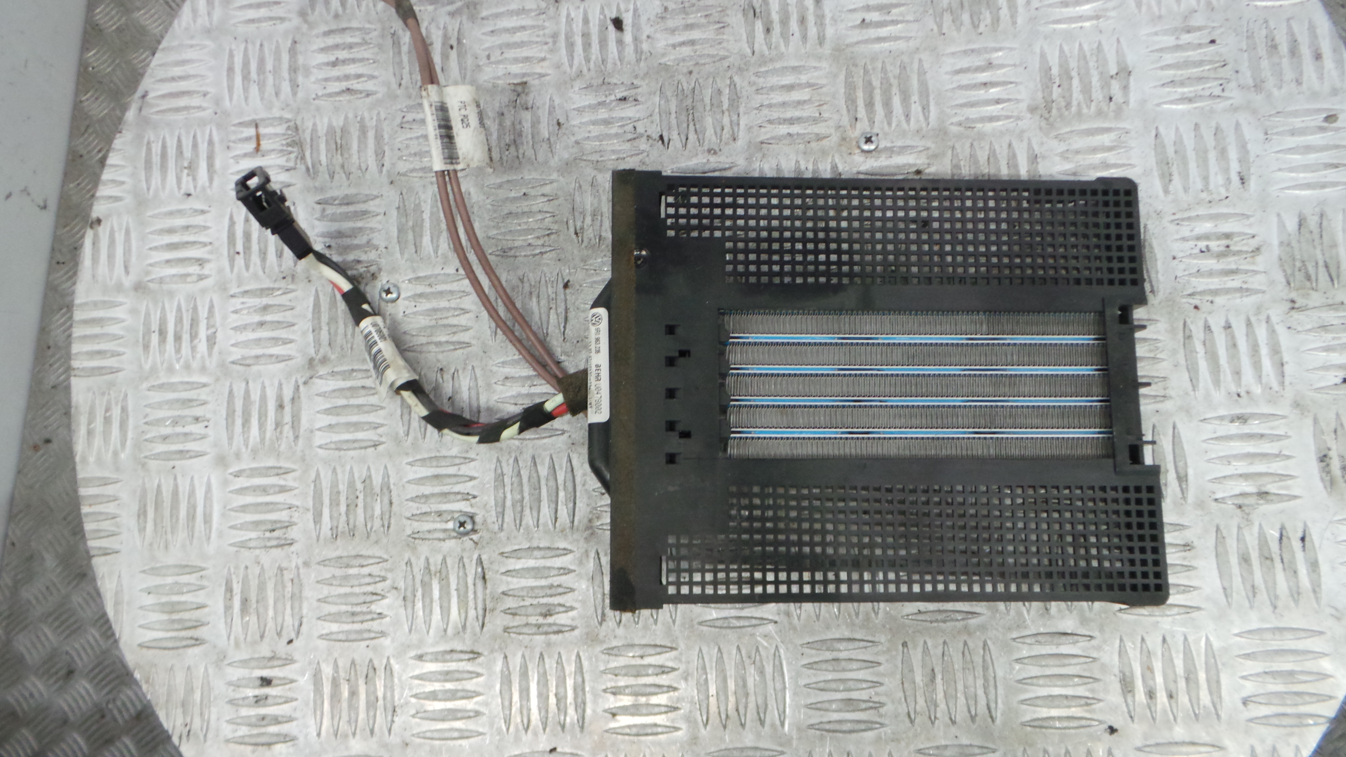 Radiador da Chaufagem / Sofagem 6R0963235 - AUDI A1 (8X1, 8XK)-36385808