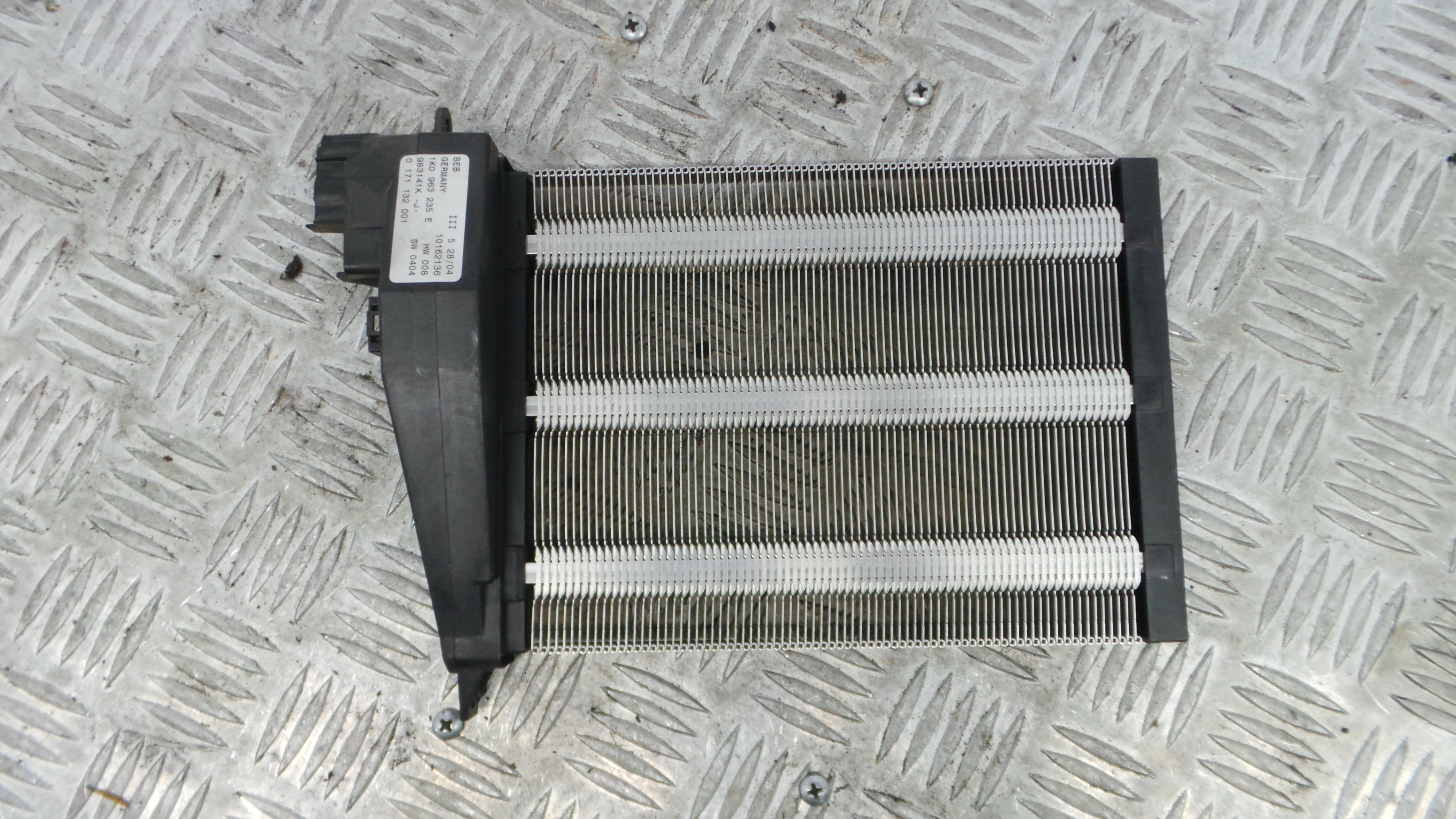 Radiador da Chaufagem / Sofagem 1K0963235E - AUDI A3 (8P1)-36385811