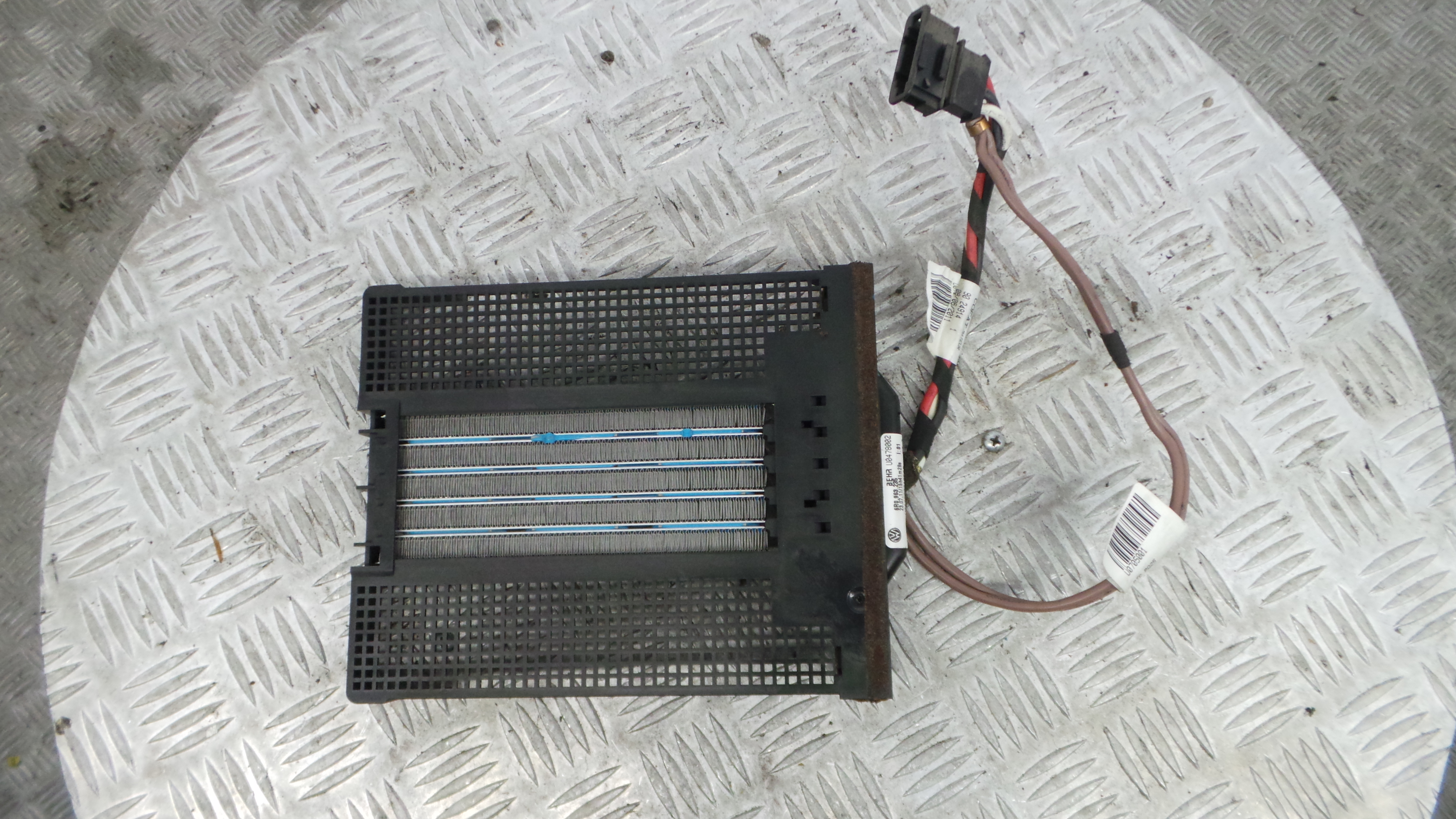 Radiador da Chaufagem / Sofagem 6R0963235 - SEAT IBIZA IV (6J5, 6P1), IBIZA Mk IV (6J5, 6P1)-36385825