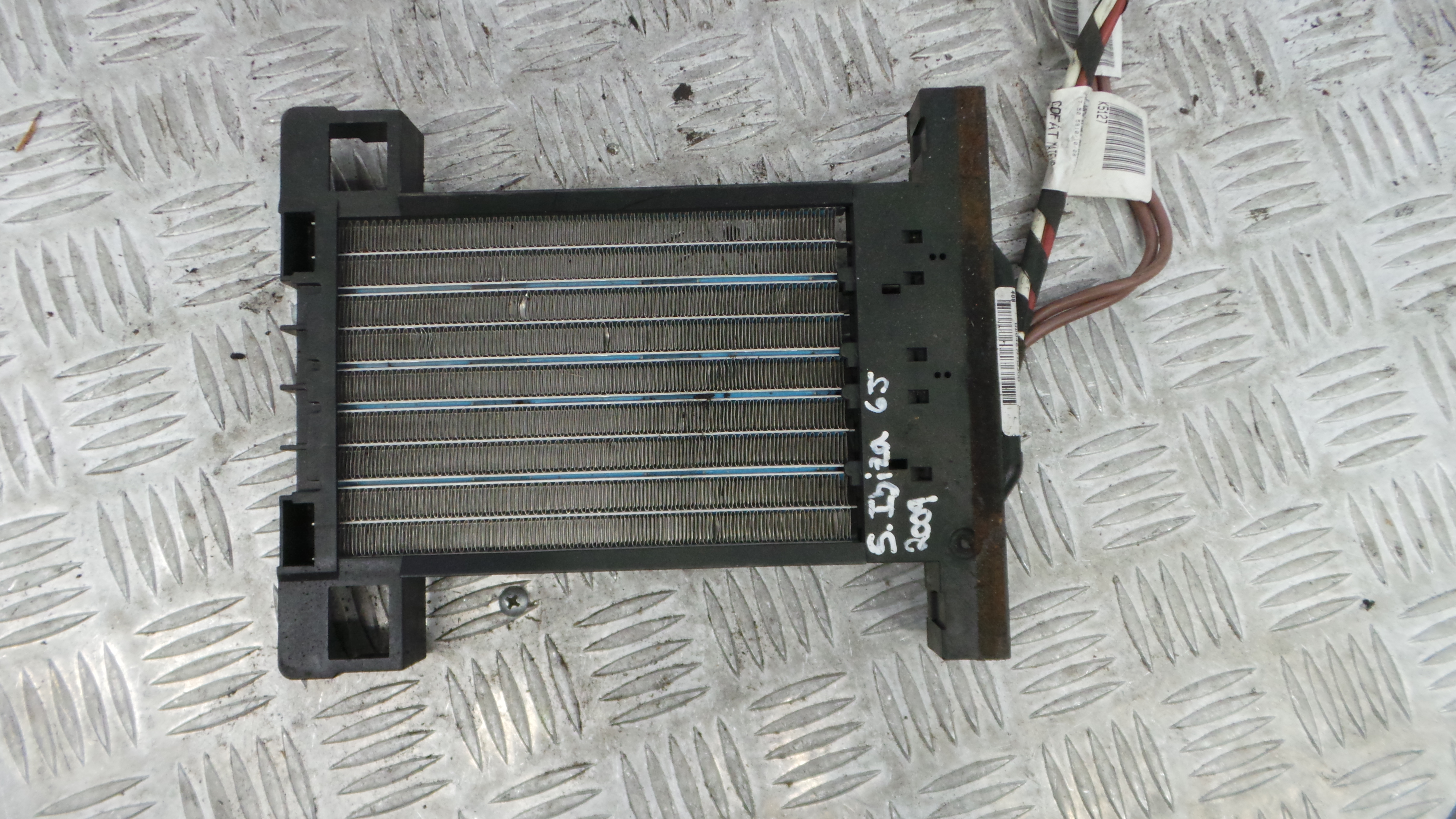 Radiador da Chaufagem / Sofagem 6Q0963235B - SEAT IBIZA IV (6J5, 6P1), IBIZA Mk IV (6J5, 6P1)-36385849