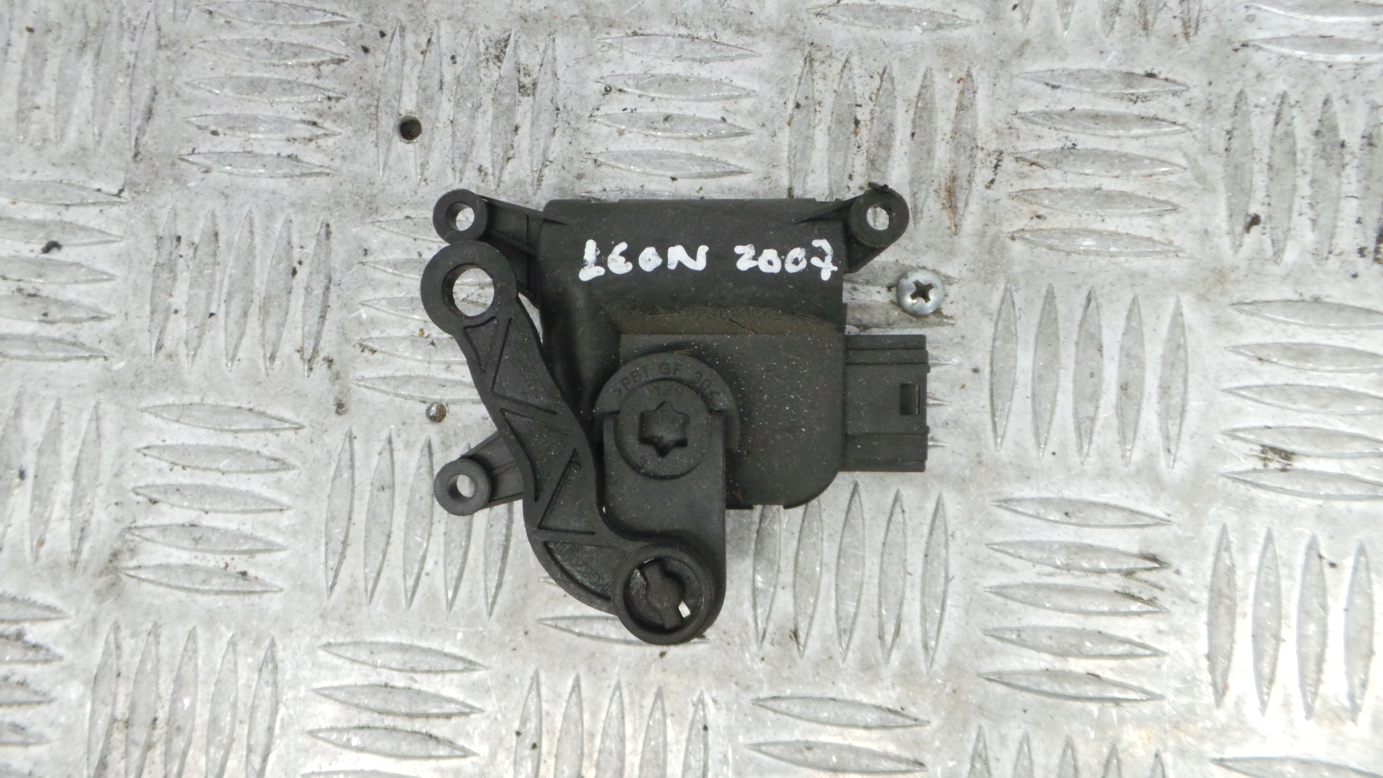 Atuador do Circuito de Ar 1K0907511B - SEAT LEON (1P1)-36386410