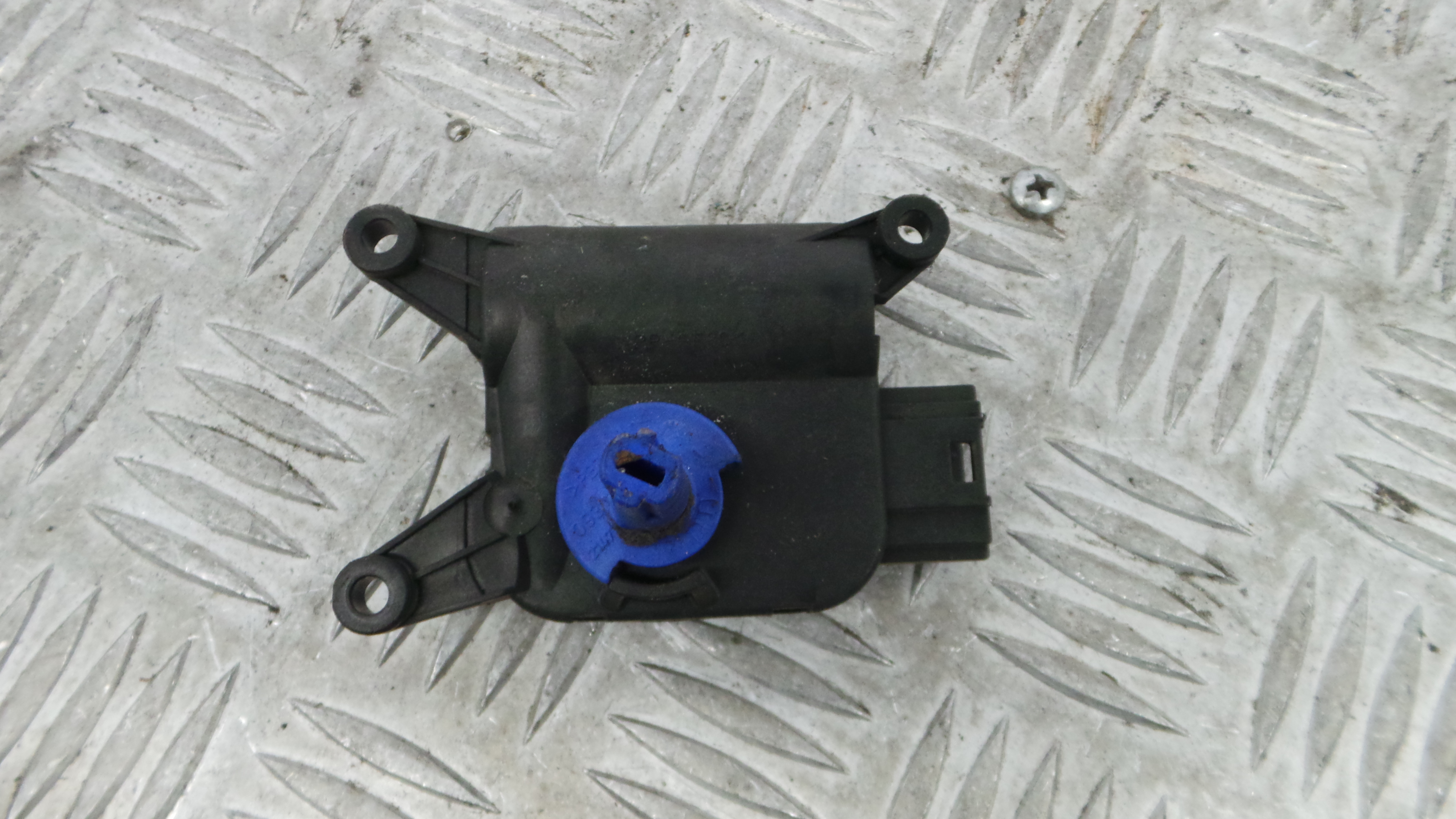 Atuador do Circuito de Ar  8E1820511D - AUDI A4 B6 (8E2)-36386748