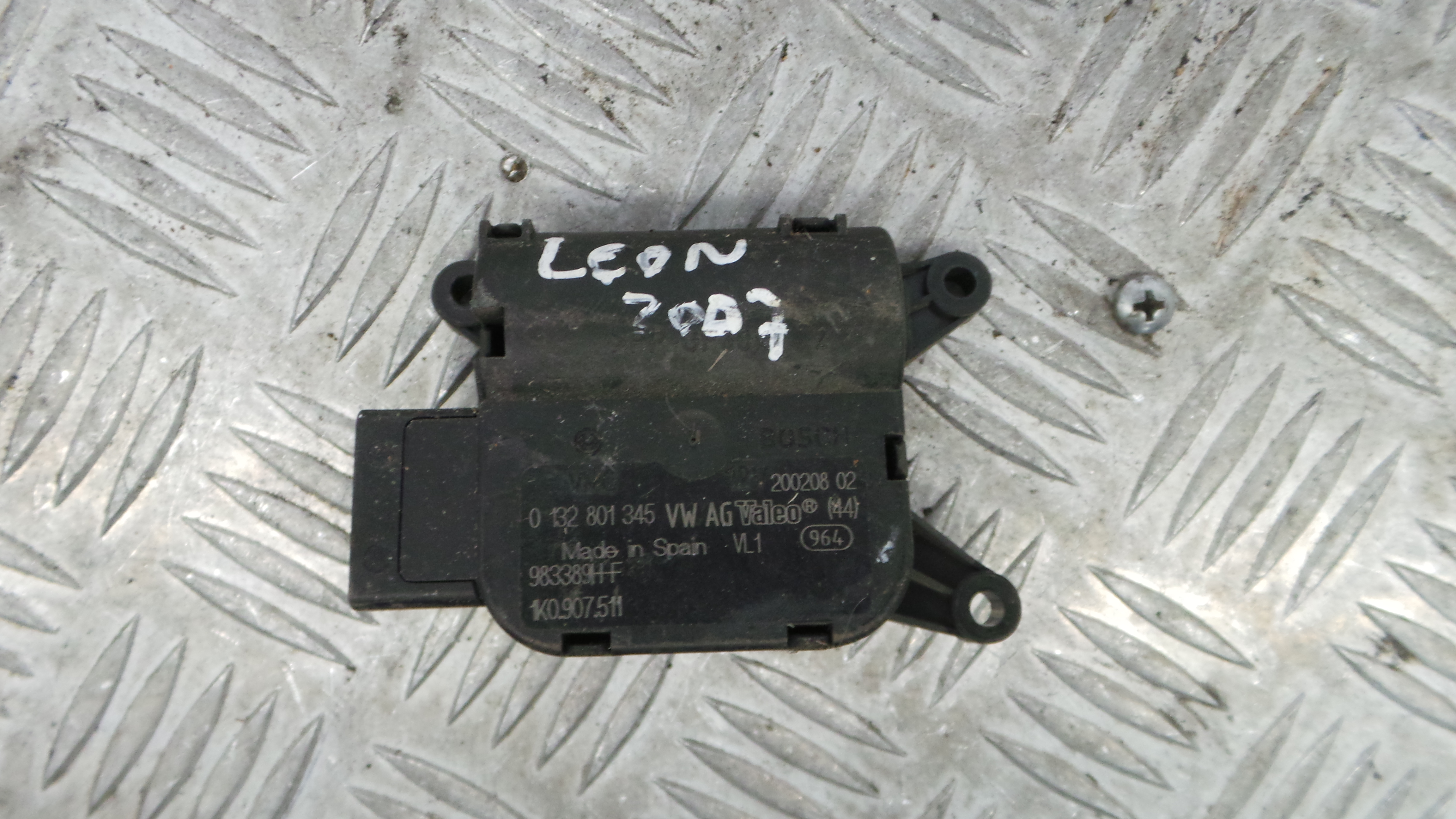 Atuador do Circuito de Ar 1K0907511 - SEAT LEON (1P1)-36386754 Atuador do Circuito de Ar 1K0907511 - SEAT LEON (1P1)-36386754