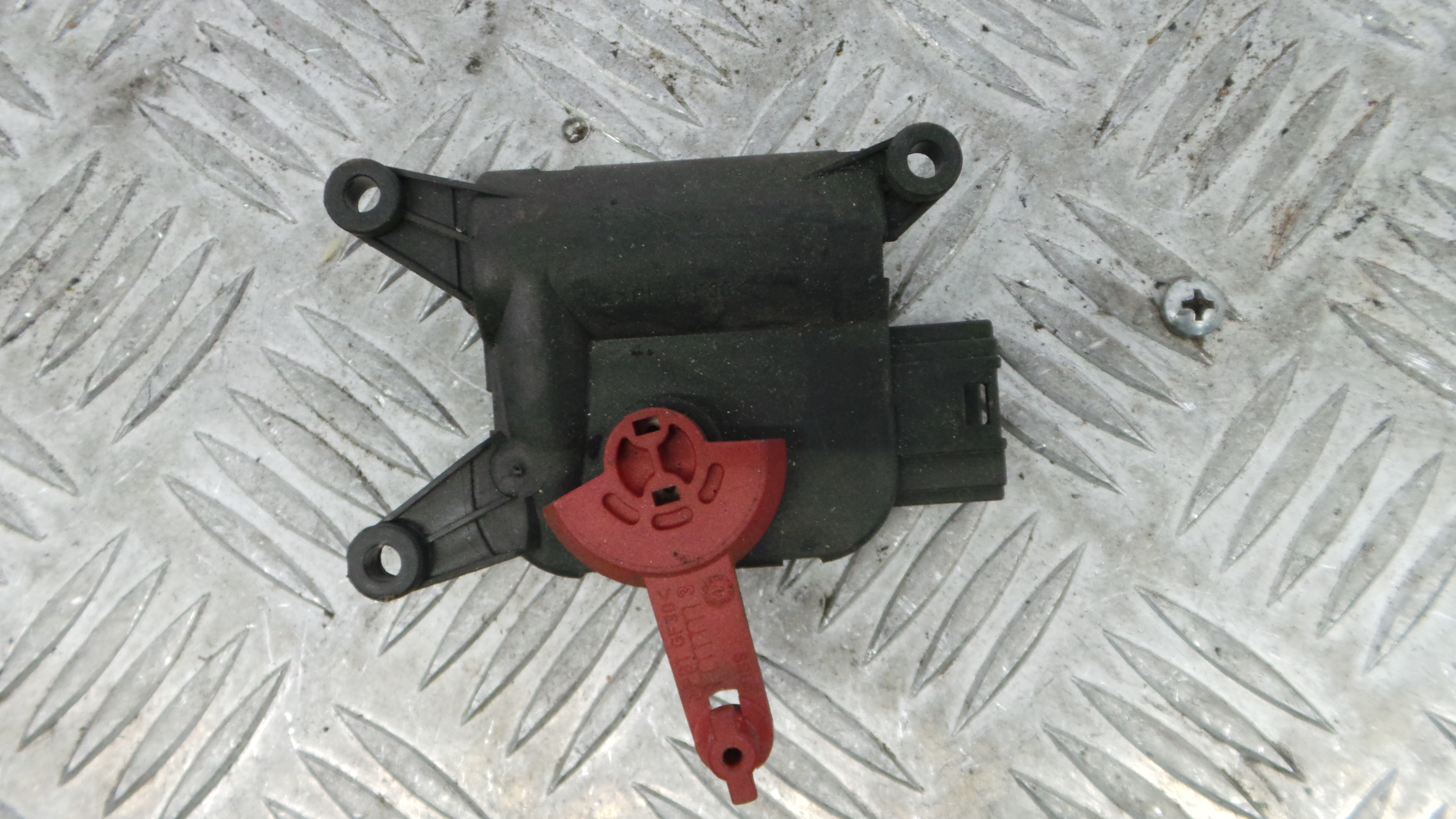 Atuador do Circuito de Ar  8E1820511 - AUDI A4 B6 (8E2)-36386794
