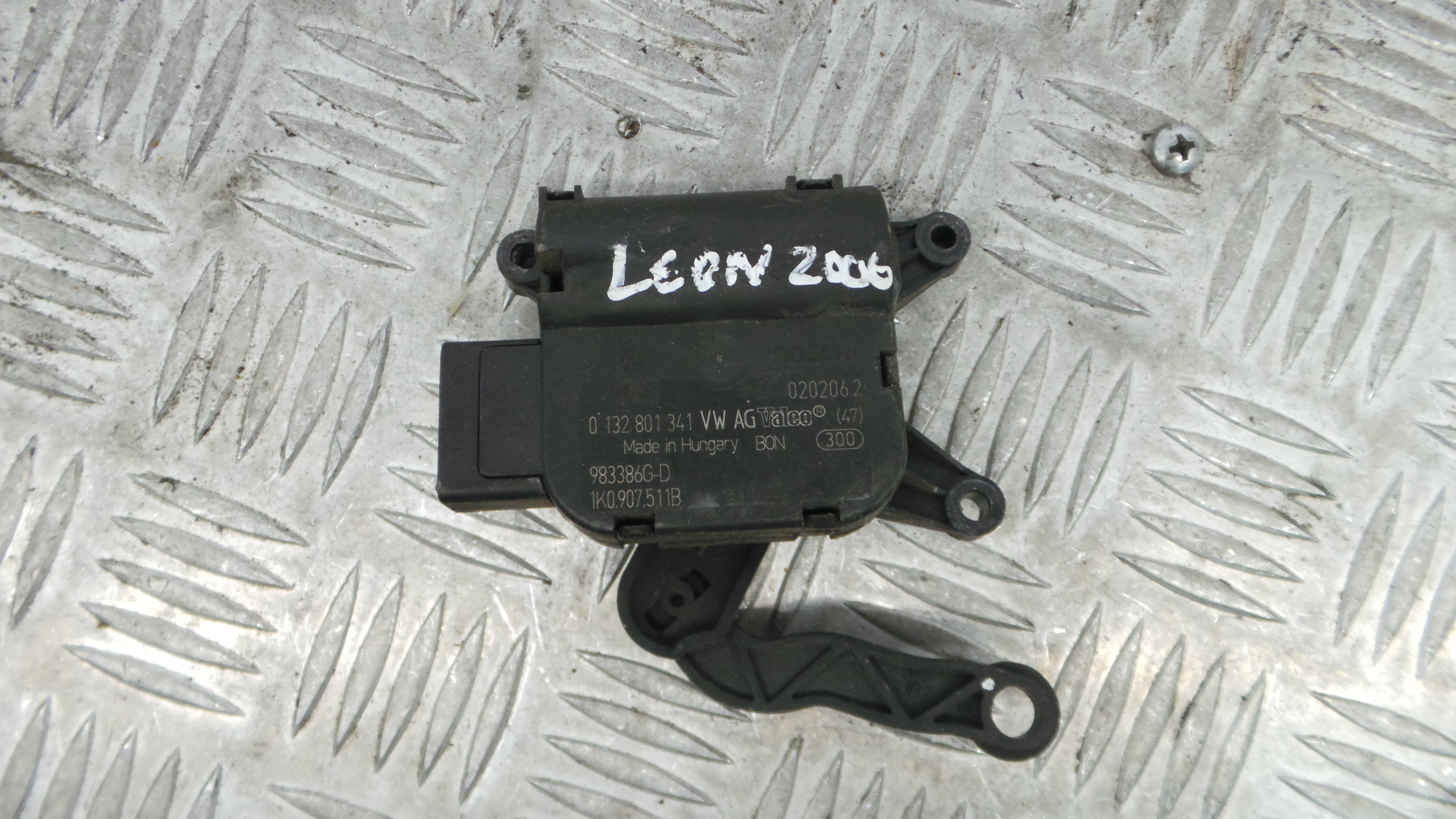 Atuador do Circuito de Ar 1K0907511B - SEAT LEON (1P1)-36386797 Atuador do Circuito de Ar 1K0907511B - SEAT LEON (1P1)-36386797