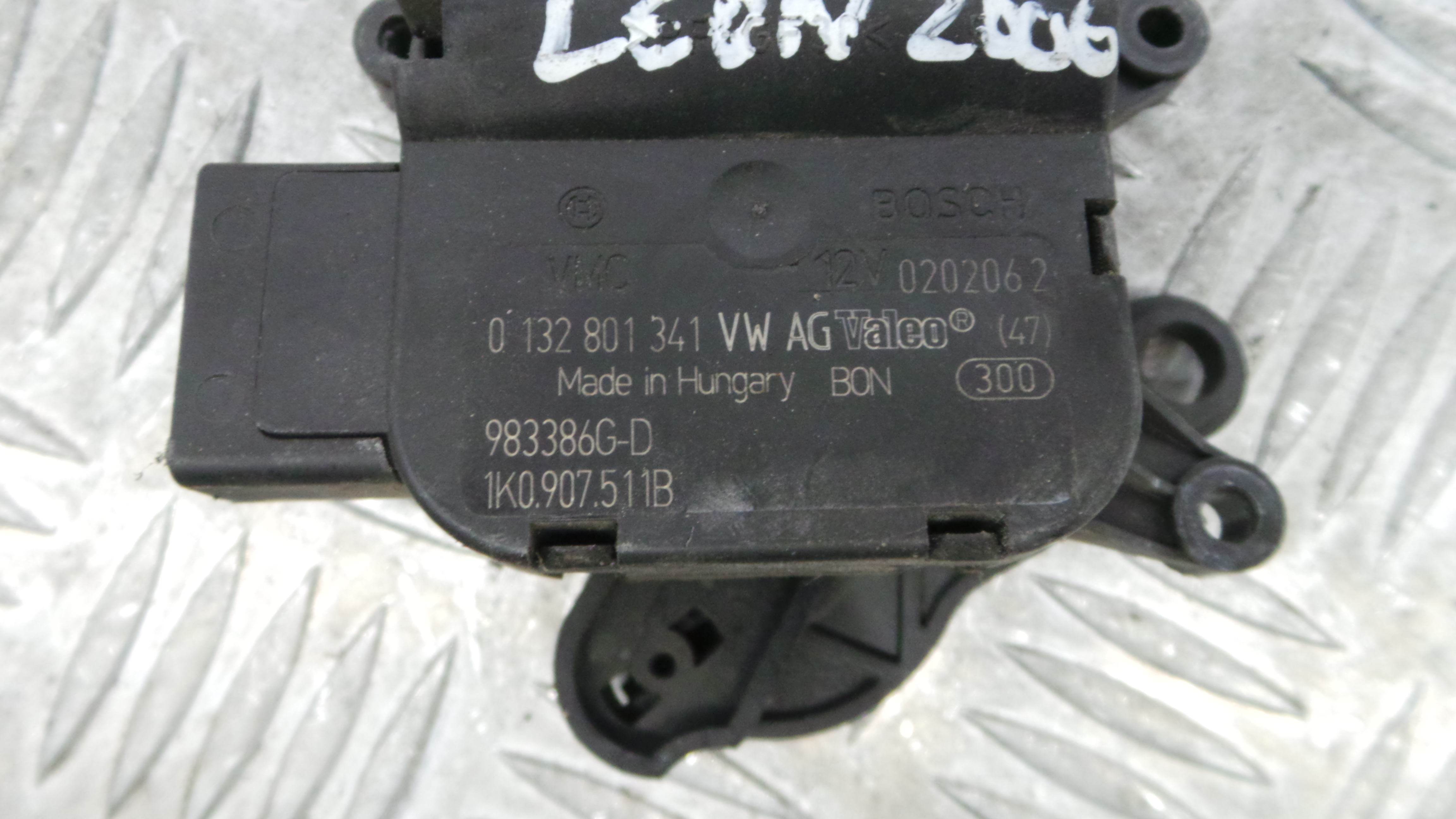 Atuador do Circuito de Ar 1K0907511B - SEAT LEON (1P1)-36386797