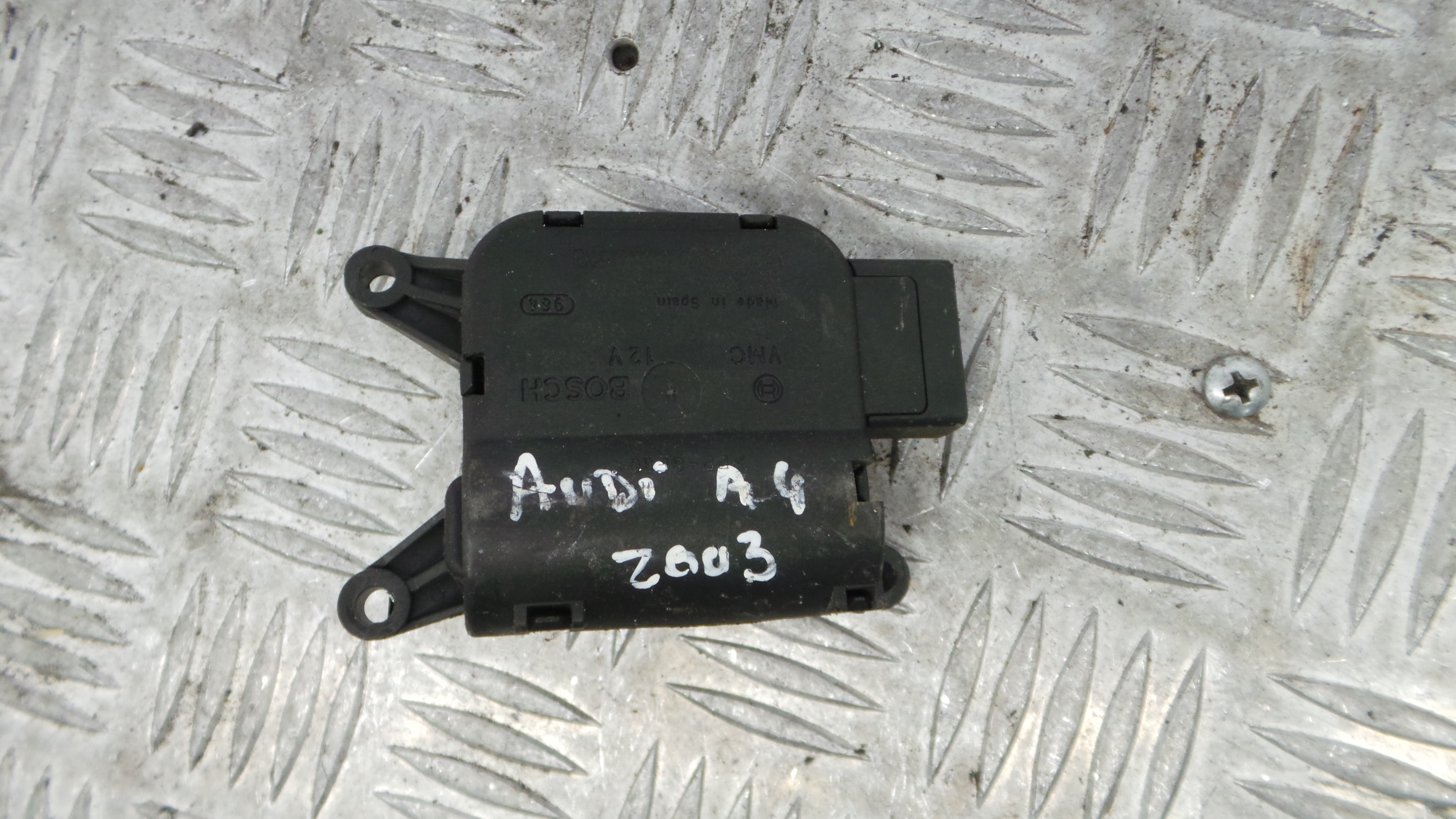 Atuador do Circuito de Ar  8E1820511B - AUDI A4 B6 (8E2)-36386806