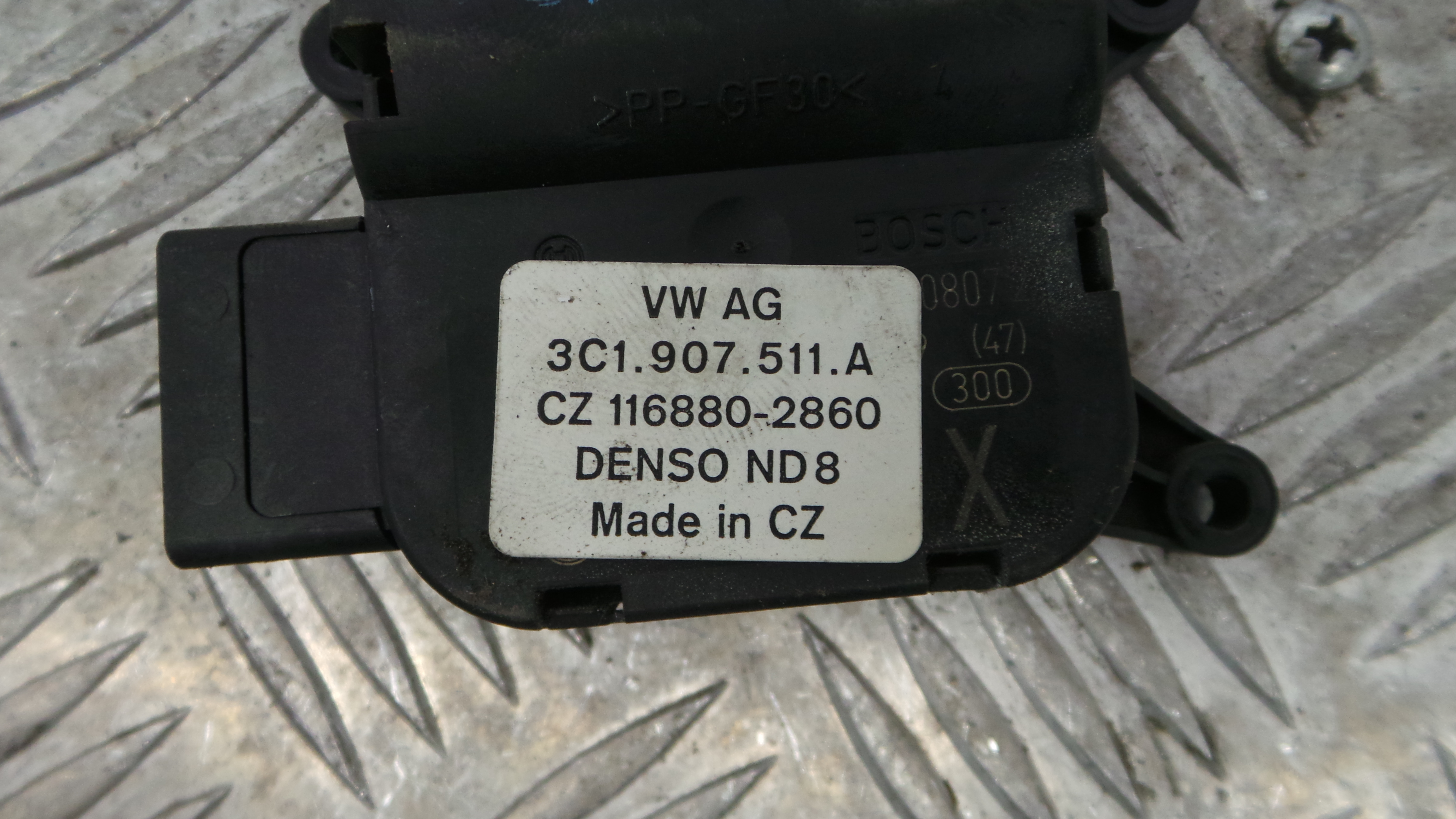 Atuador do Circuito de Ar  3C1907511A - VW GOLF V (1K1)-36386827