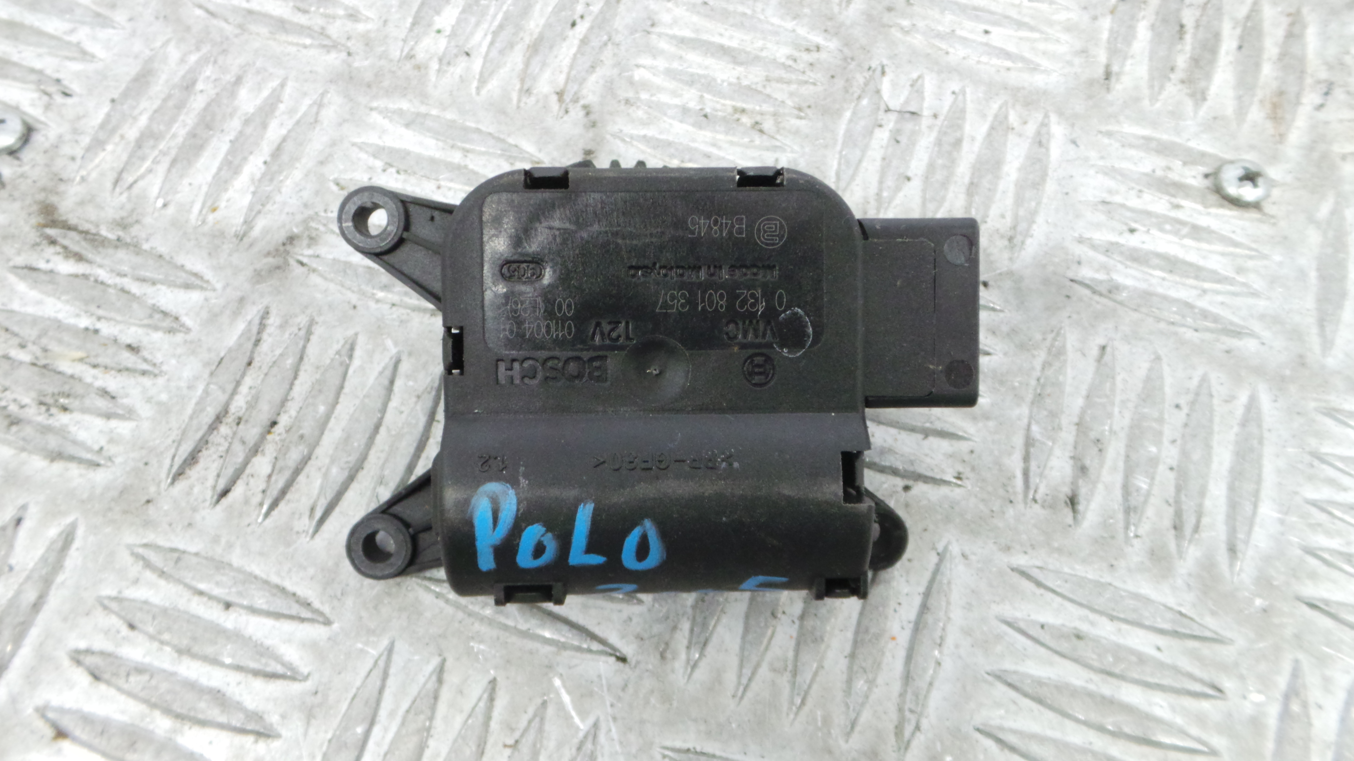 Atuador do Circuito de Ar  0132801357 - VW POLO (9N_, 9A_)-36386848