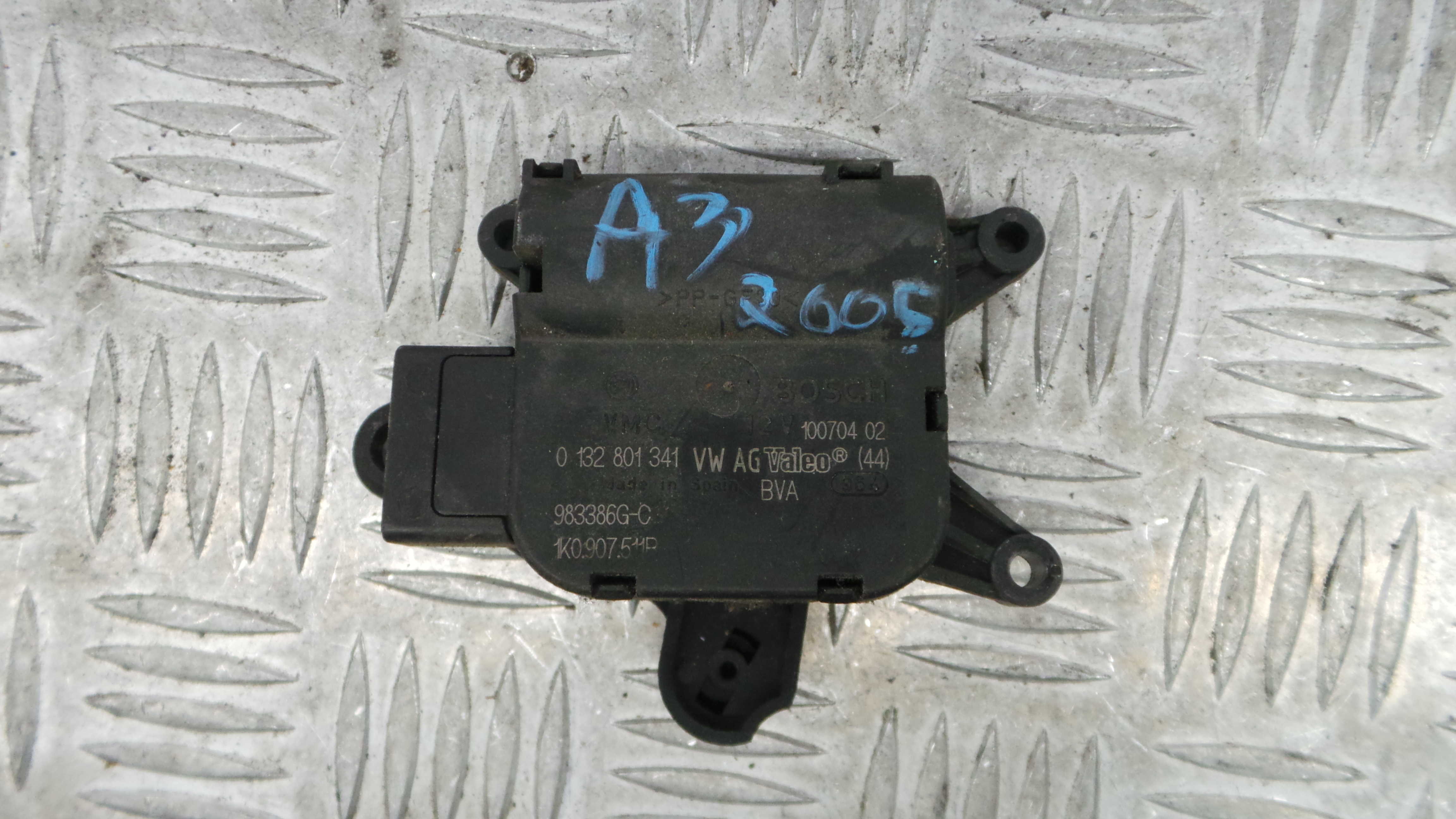 Atuador do Circuito de Ar  1K0907511B - AUDI A3 (8P1)-36386864