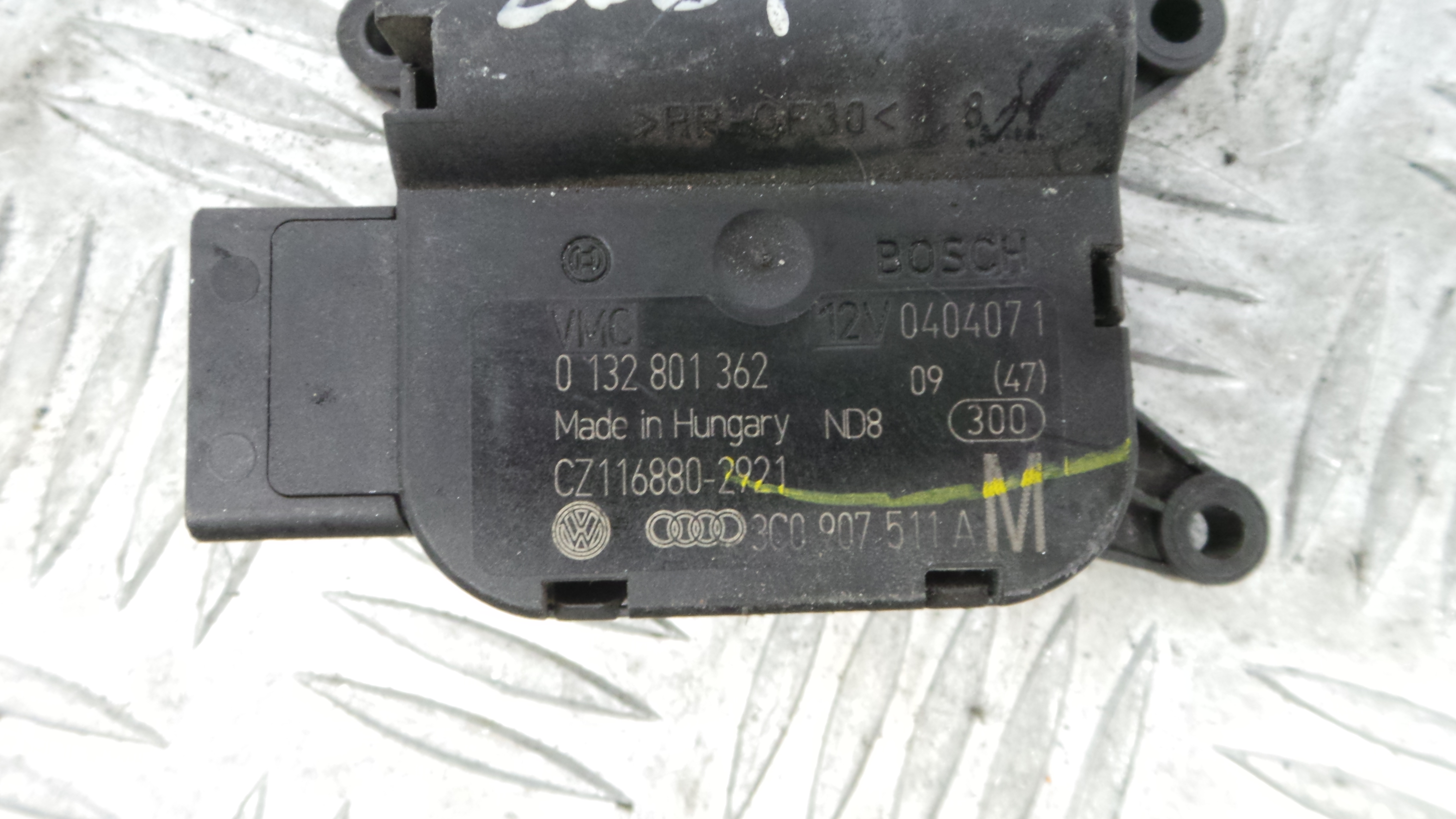 Atuador do Circuito de Ar  3C0907511AM - VW PASSAT B6 (3C2)-36386867