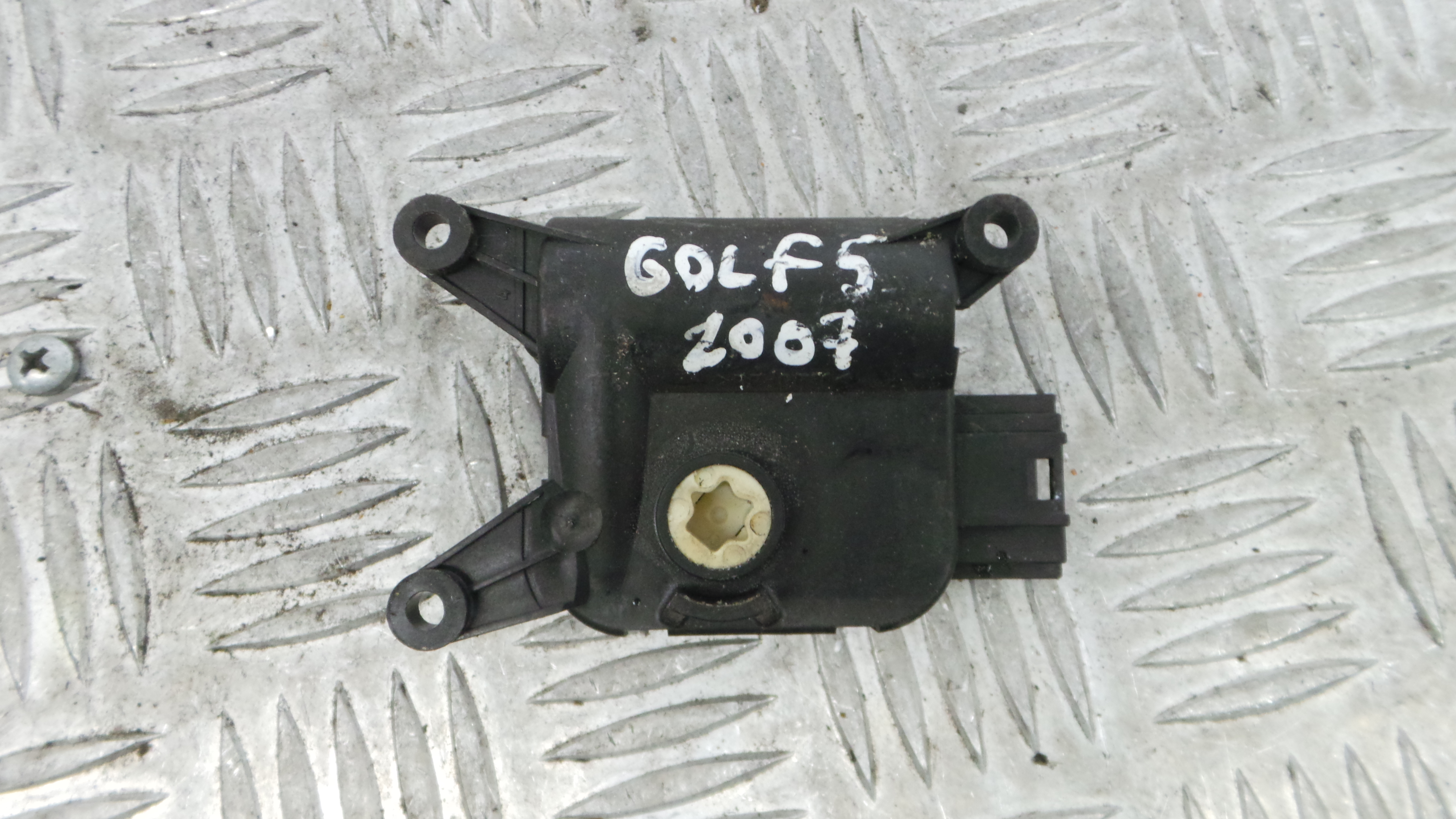 Atuador do Circuito de Ar  3C0907511B - VW GOLF V (1K1)-36386922