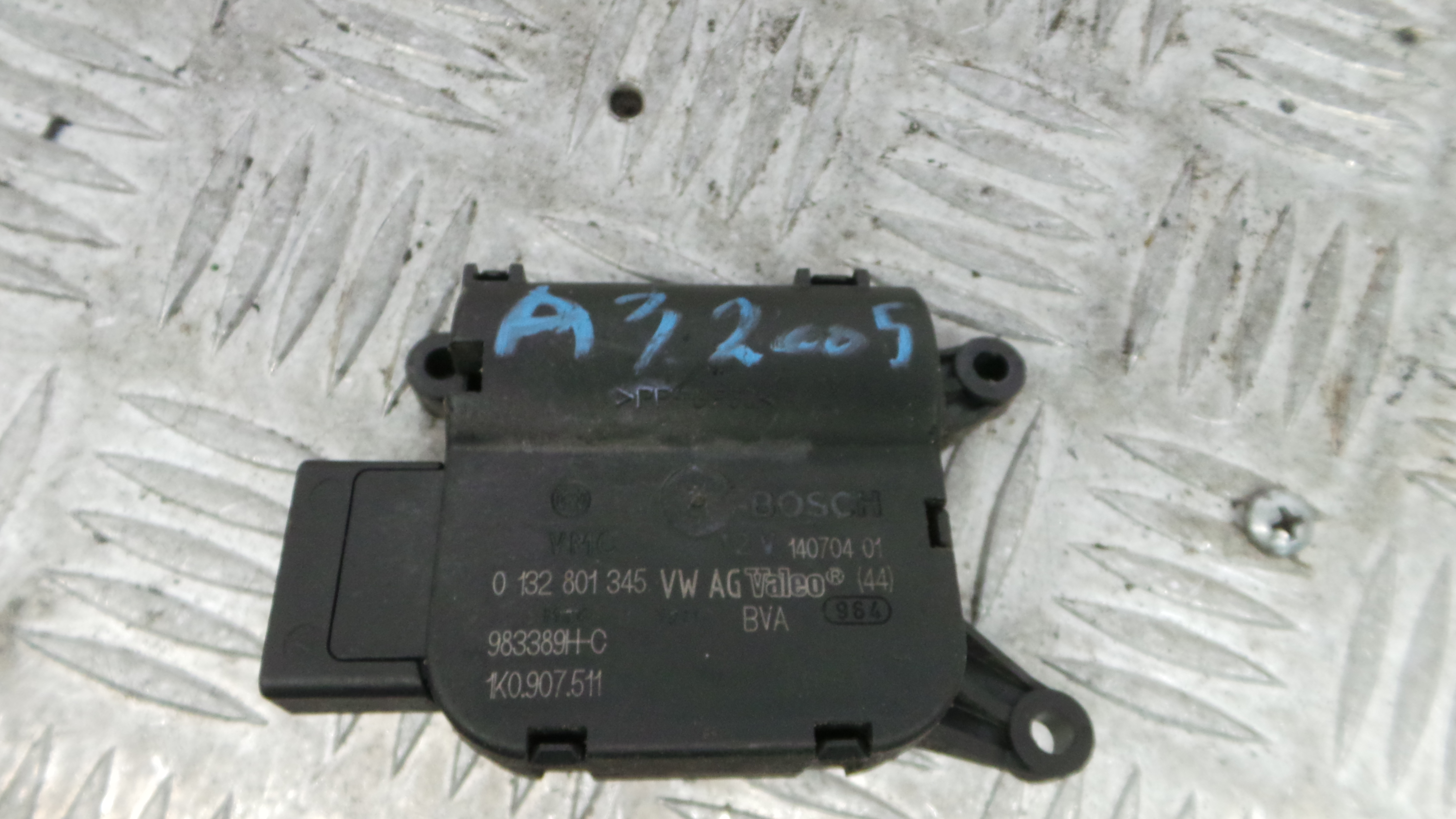 Atuador do Circuito de Ar  1K0907511 - AUDI A3 (8P1)-36386946