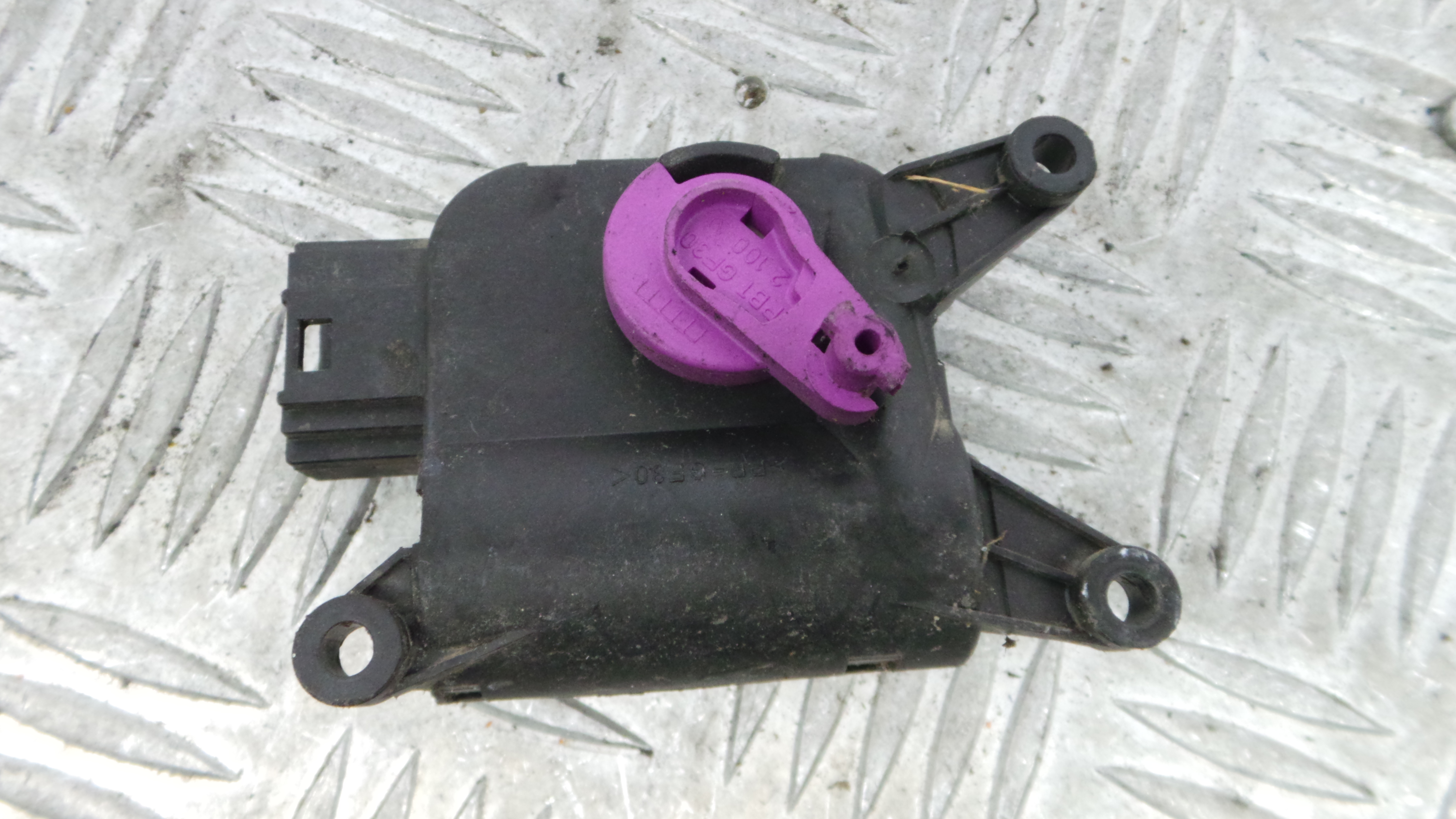 Atuador do Circuito de Ar 8E1820511A - AUDI A4 B6 (8E2)-36386958