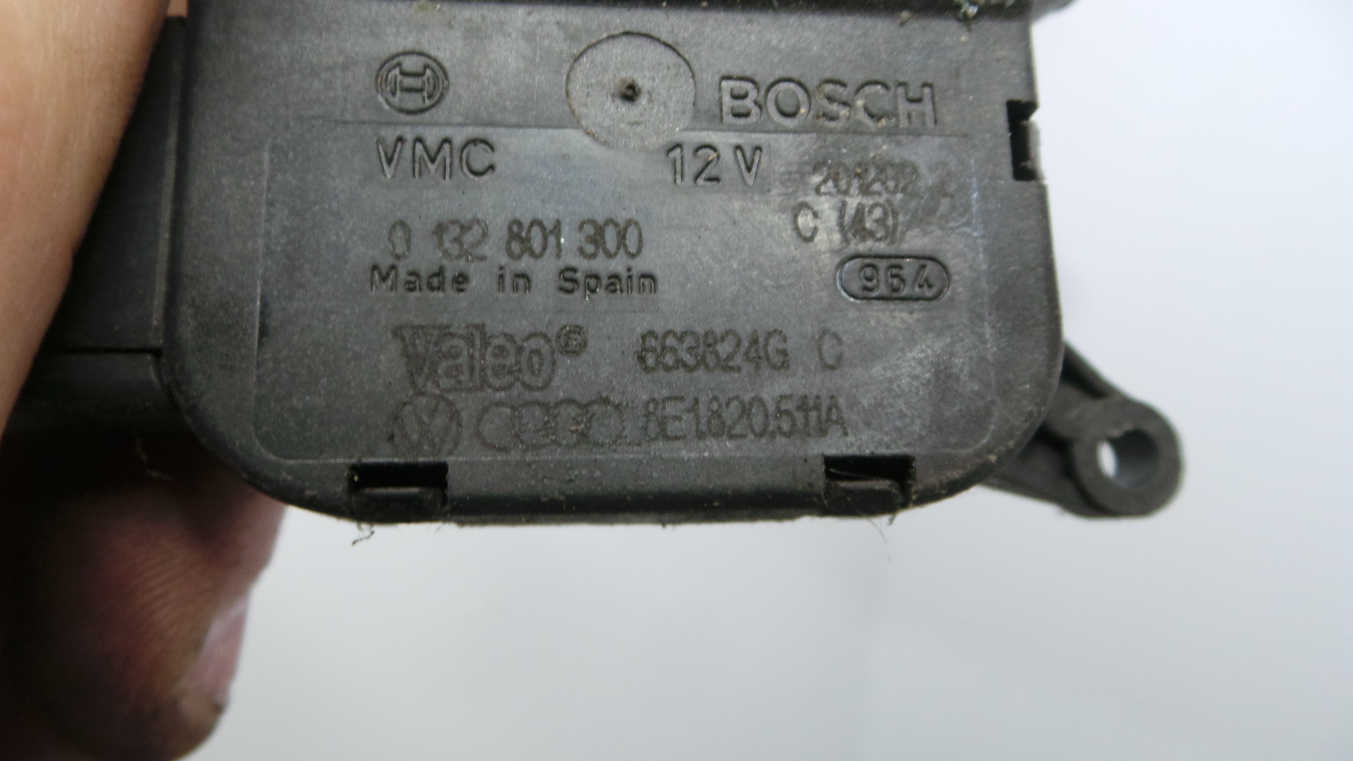 Atuador do Circuito de Ar 8E1820511A - AUDI A4 B6 (8E2)-36386958