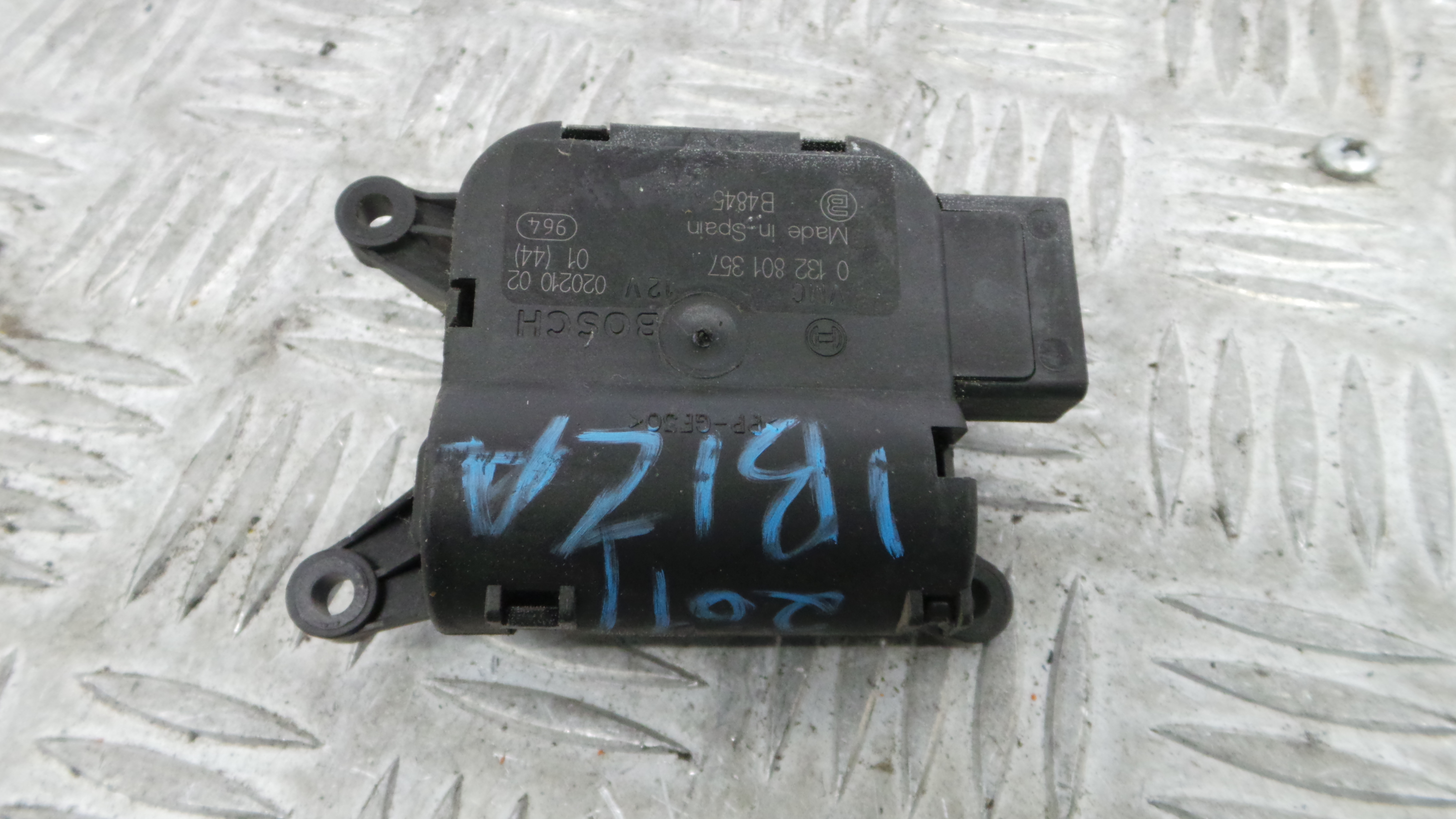 Atuador do Circuito de Ar 0132801357 - SEAT IBIZA IV (6J5, 6P1), IBIZA Mk IV (6J5, 6P1)-36386967 Atuador do Circuito de Ar 0132801357 - SEAT IBIZA IV (6J5, 6P1), IBIZA Mk IV (6J5, 6P1)-36386967