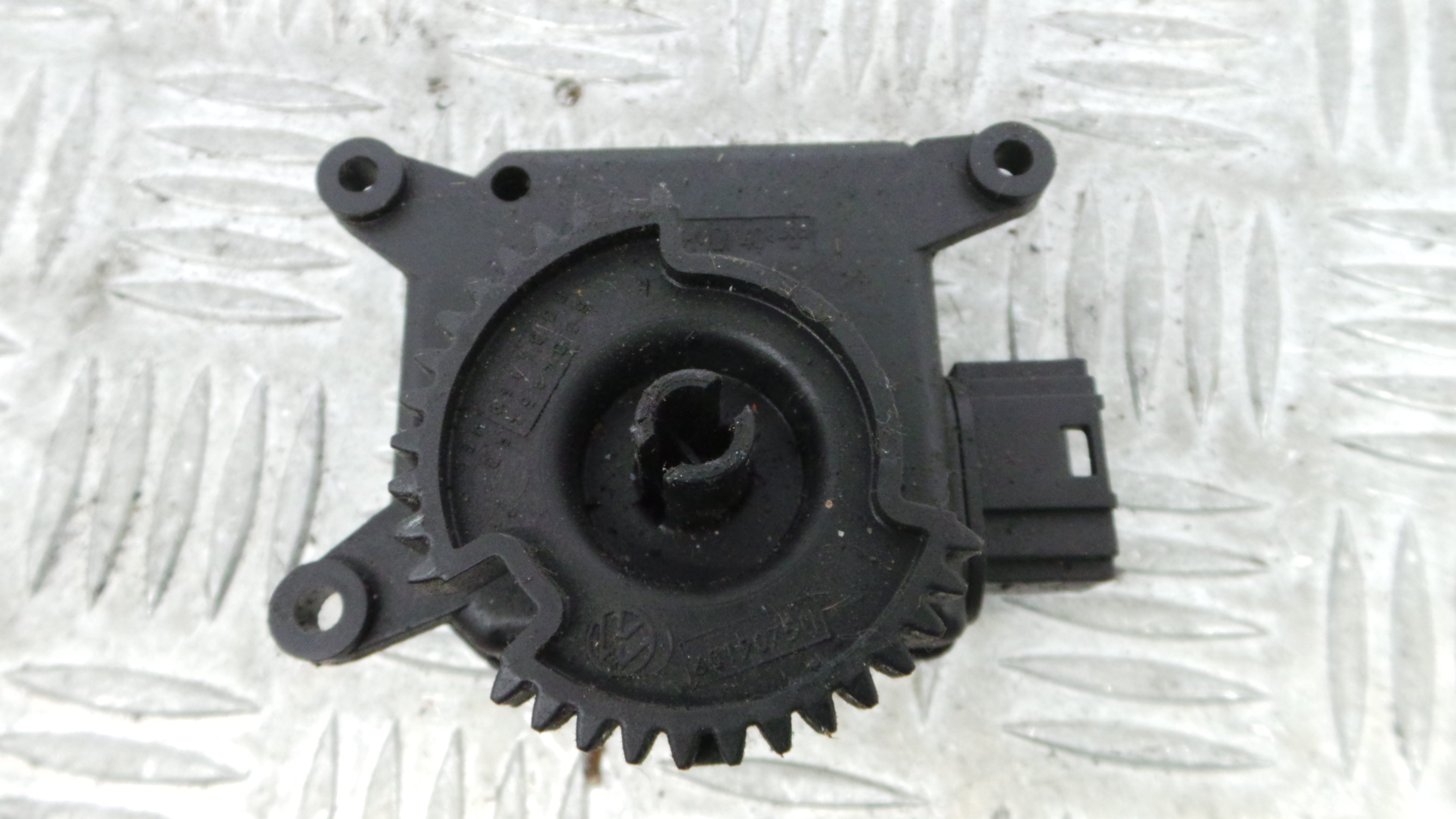 Atuador do Circuito de Ar 309368201 - SEAT IBIZA IV (6J5, 6P1), IBIZA Mk IV (6J5, 6P1)-36386988