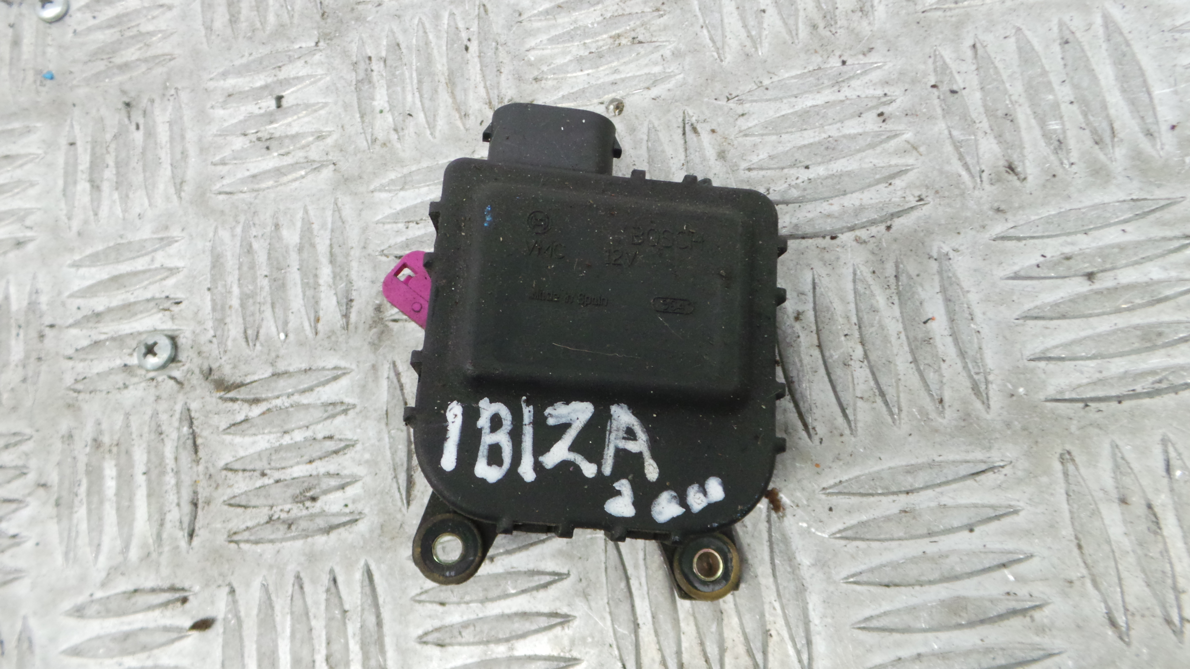 Atuador do Circuito de Ar  1J1907511C - SEAT IBIZA II (6K1), IBIZA Mk II (6K1)-36386991