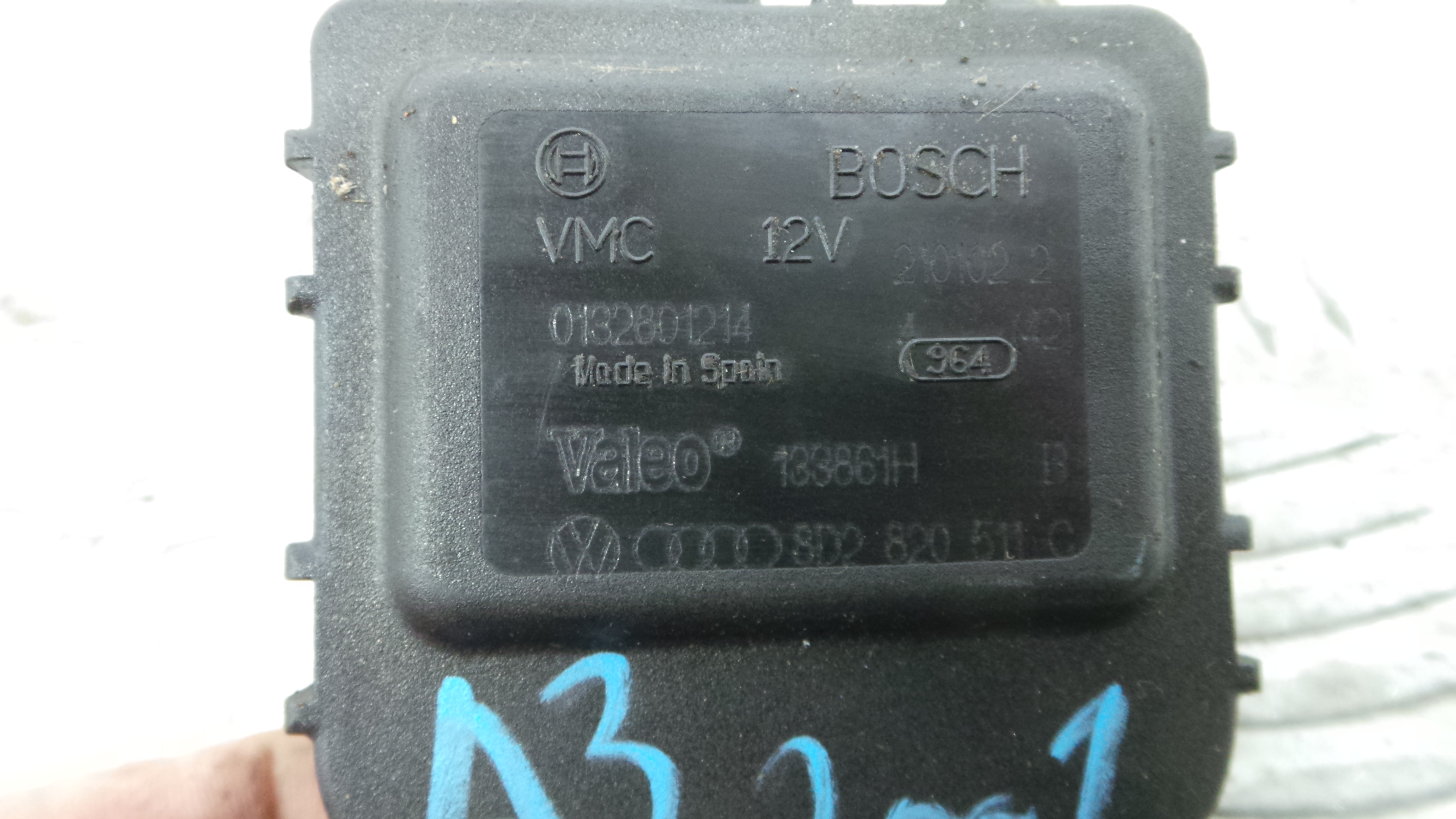 Atuador do Circuito de Ar  8D2820511C - AUDI A3 (8L1)-36386994