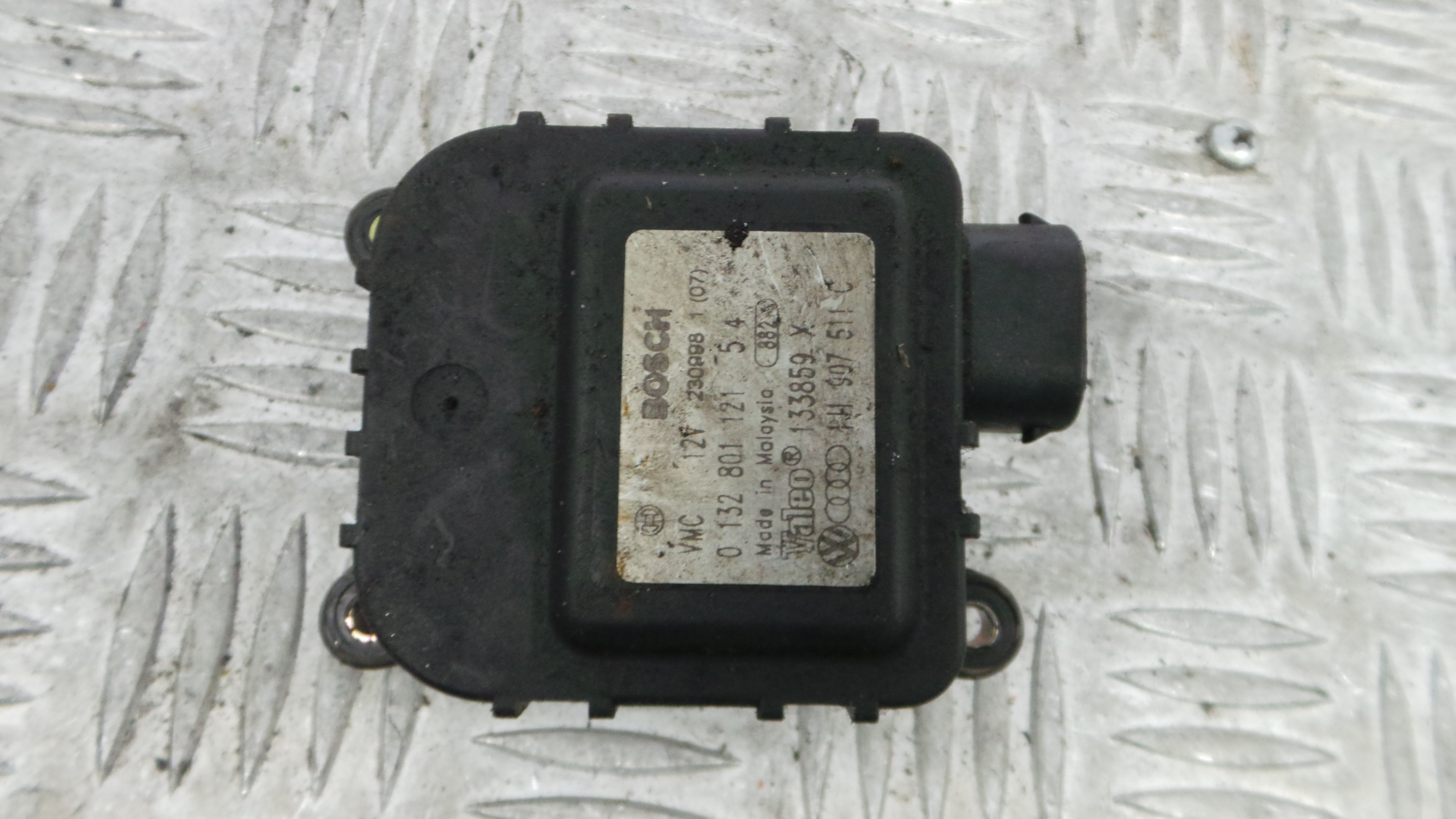 Atuador do Circuito de Ar  1J1907511C - AUDI A3 (8L1)-36387017