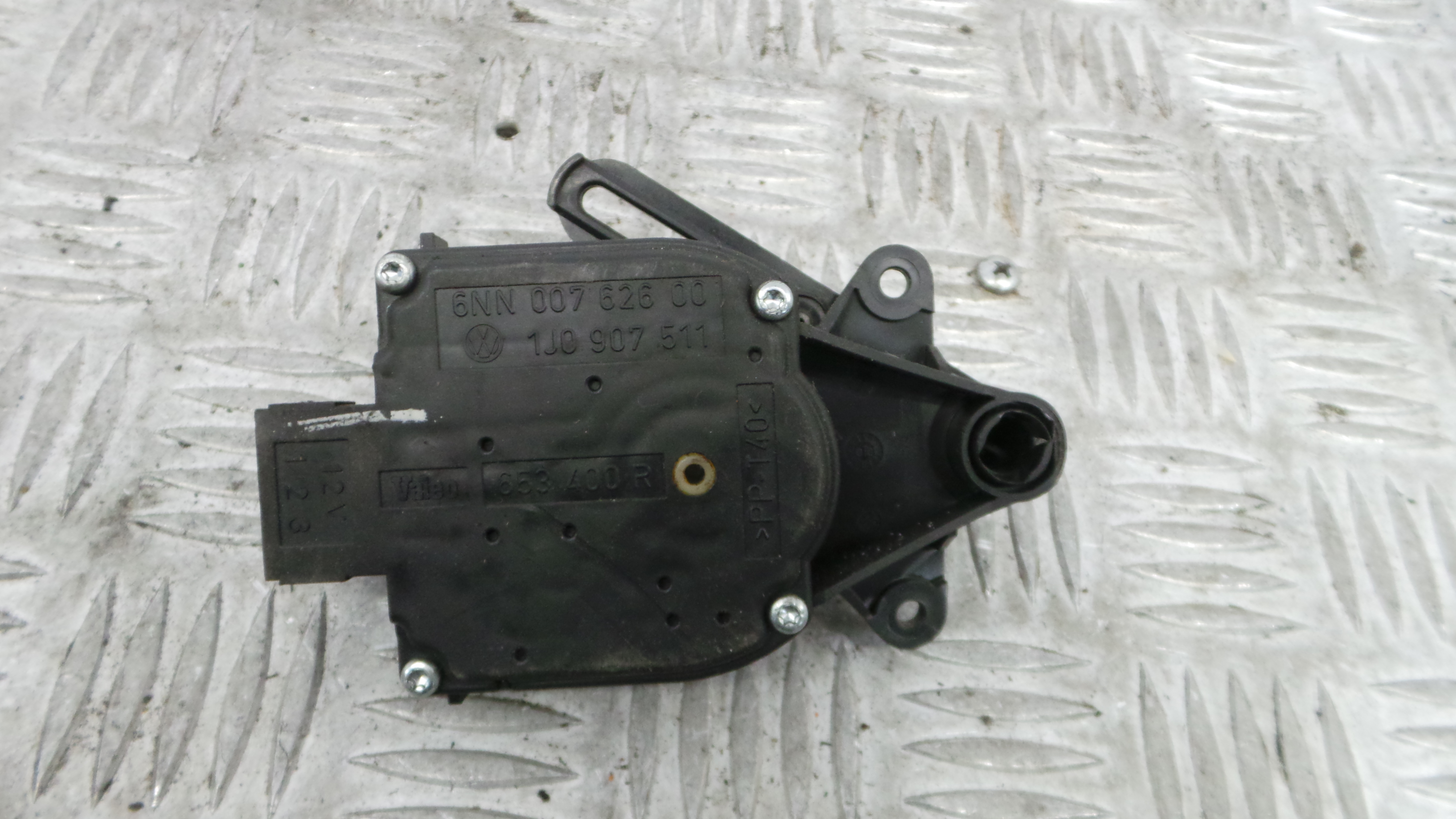 Atuador do Circuito de Ar  1J0907511 - SEAT IBIZA II (6K1), IBIZA Mk II (6K1)-36387120