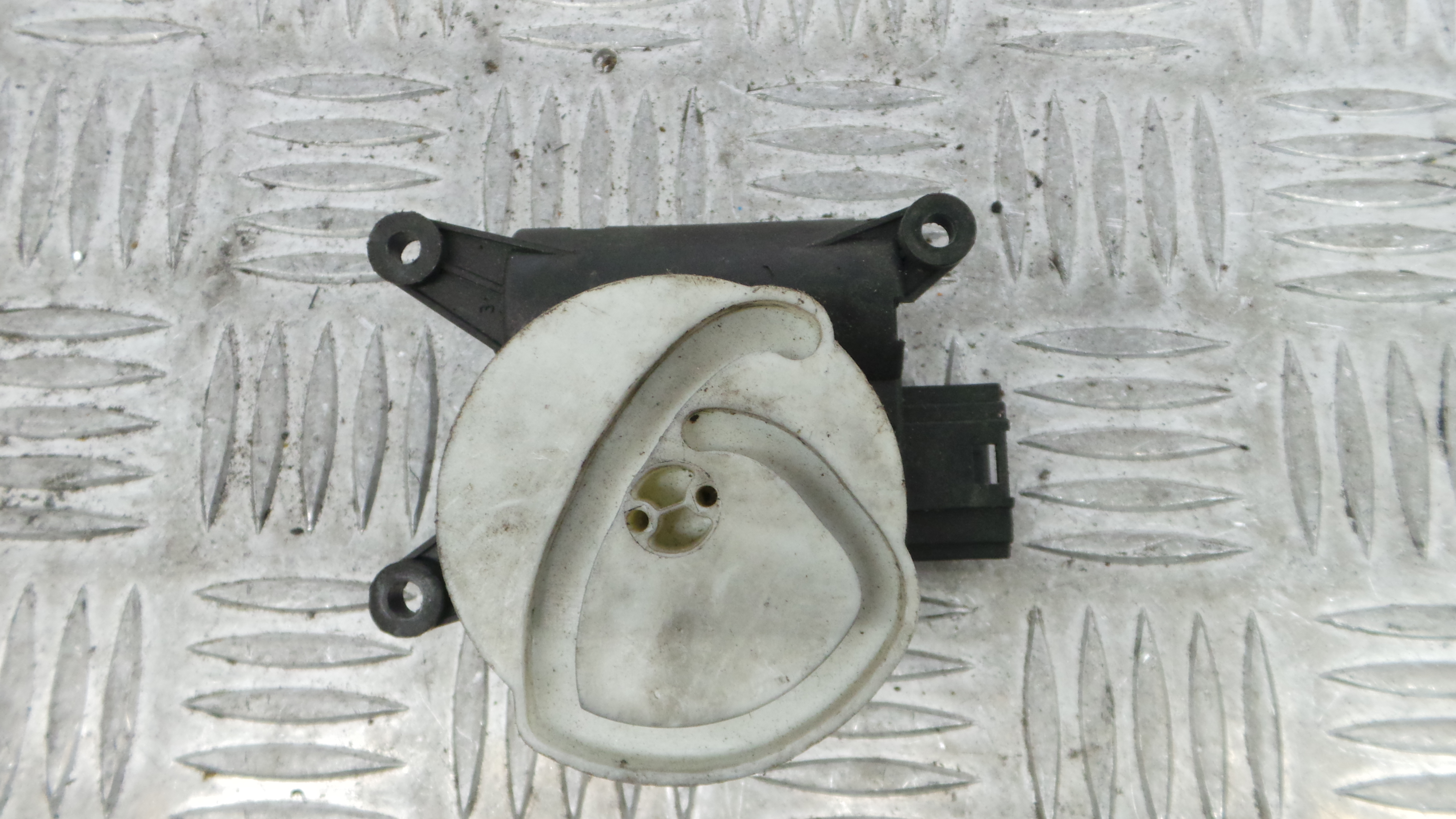 Atuador do Circuito de Ar  8E1820511C - AUDI A4 B7 (8EC)-36387129