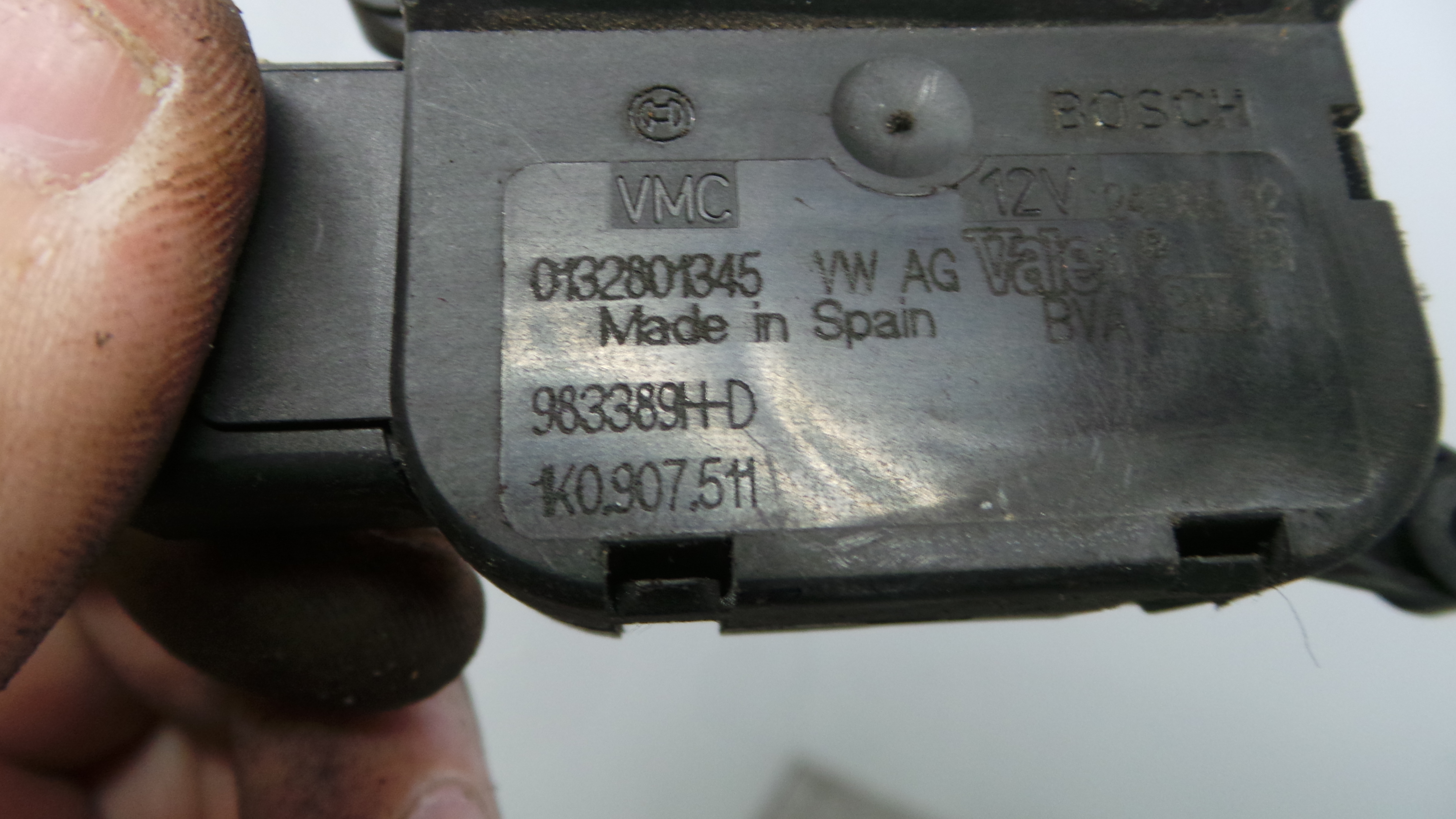 Atuador do Circuito de Ar  1K0907511 - VW GOLF V (1K1)-36387135