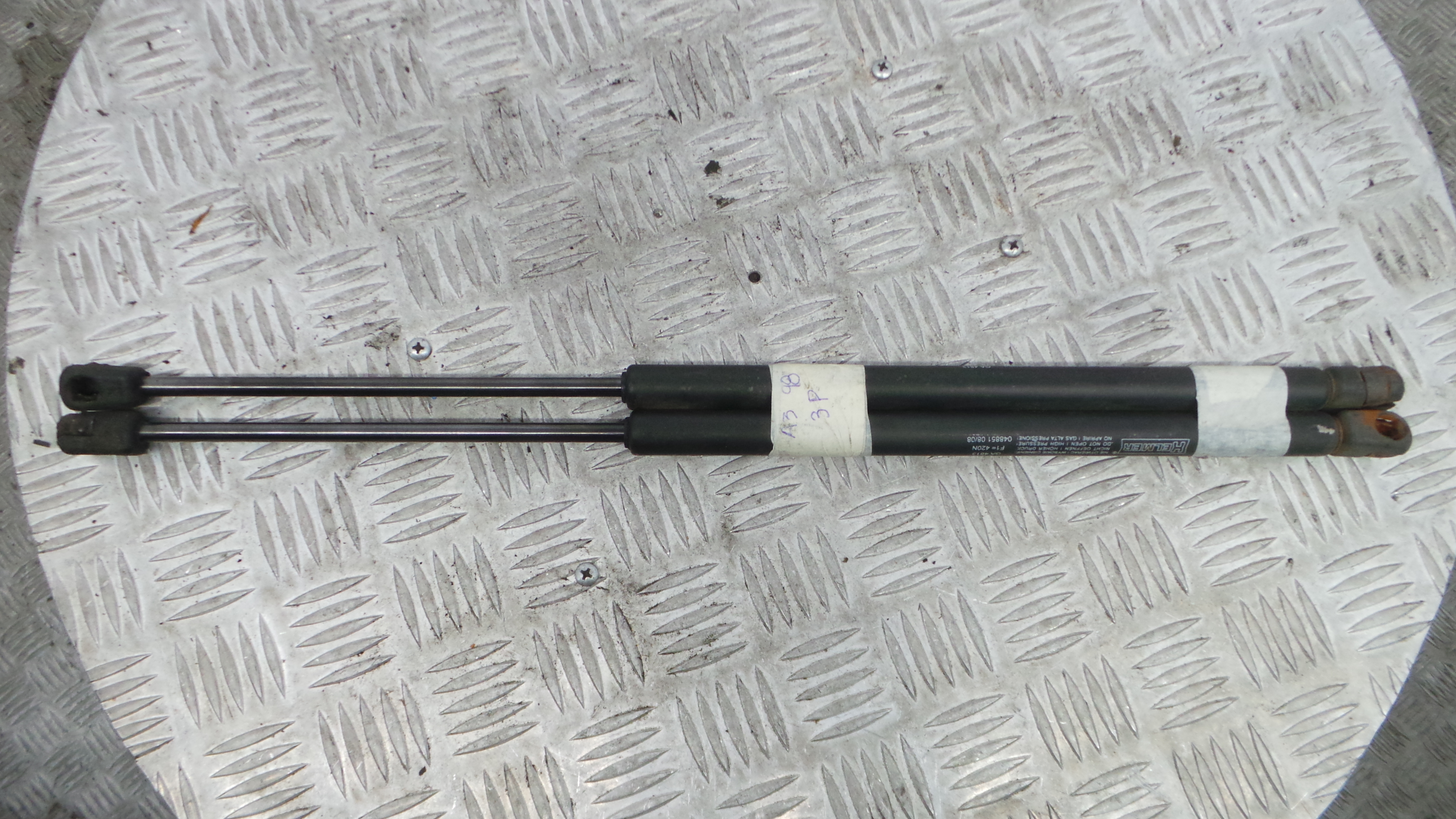 Amortecedor da Mala 048851 - AUDI A3 (8L1)-36400922