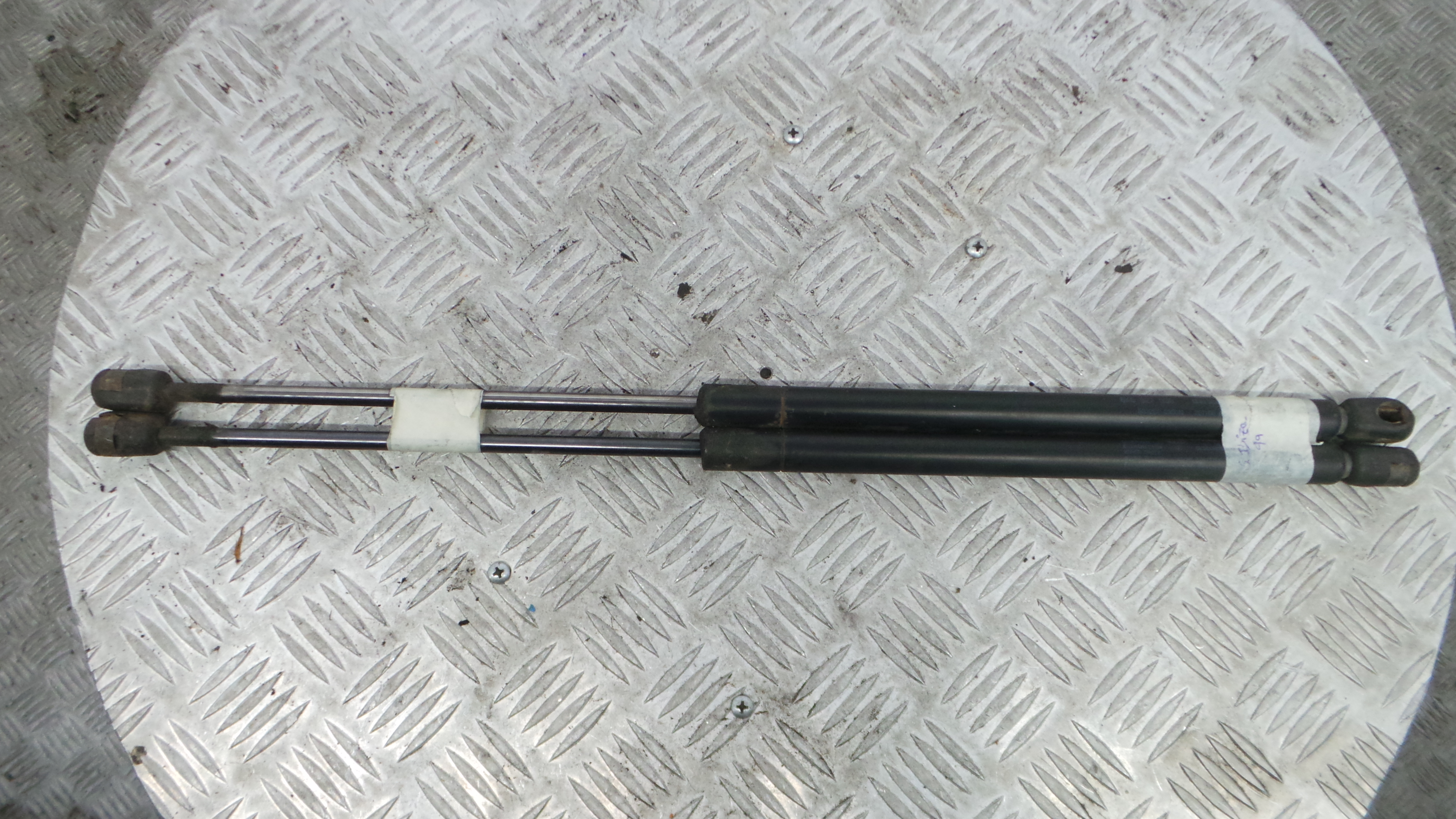 Amortecedor da Mala 6K6827550 - SEAT IBIZA II (6K1), IBIZA Mk II (6K1)-36400928 Amortecedor da Mala 6K6827550 - SEAT IBIZA II (6K1), IBIZA Mk II (6K1)-36400928