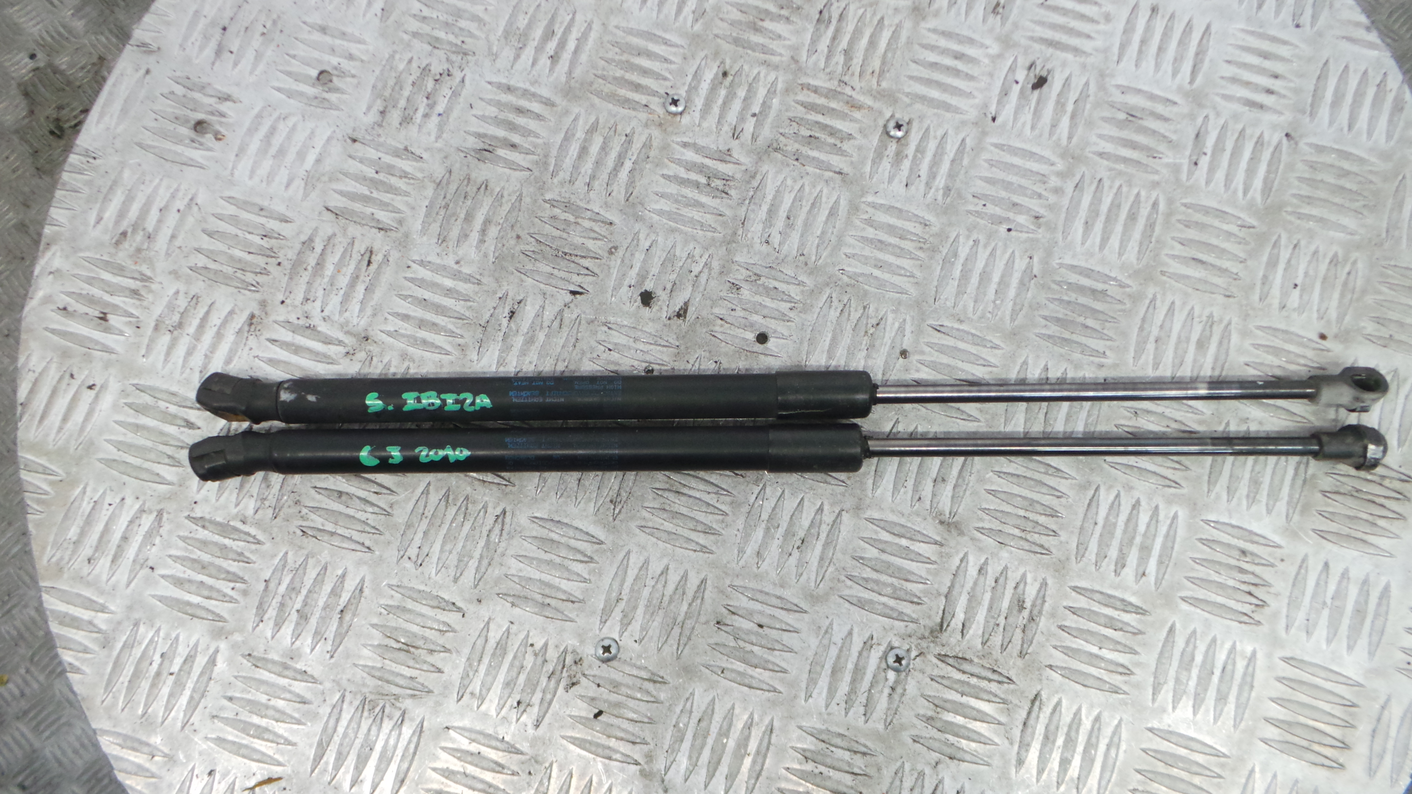 Amortecedor da Mala 6J3827550 - SEAT IBIZA IV (6J5, 6P1), IBIZA Mk IV (6J5, 6P1)-36400956 Amortecedor da Mala 6J3827550 - SEAT IBIZA IV (6J5, 6P1), IBIZA Mk IV (6J5, 6P1)-36400956