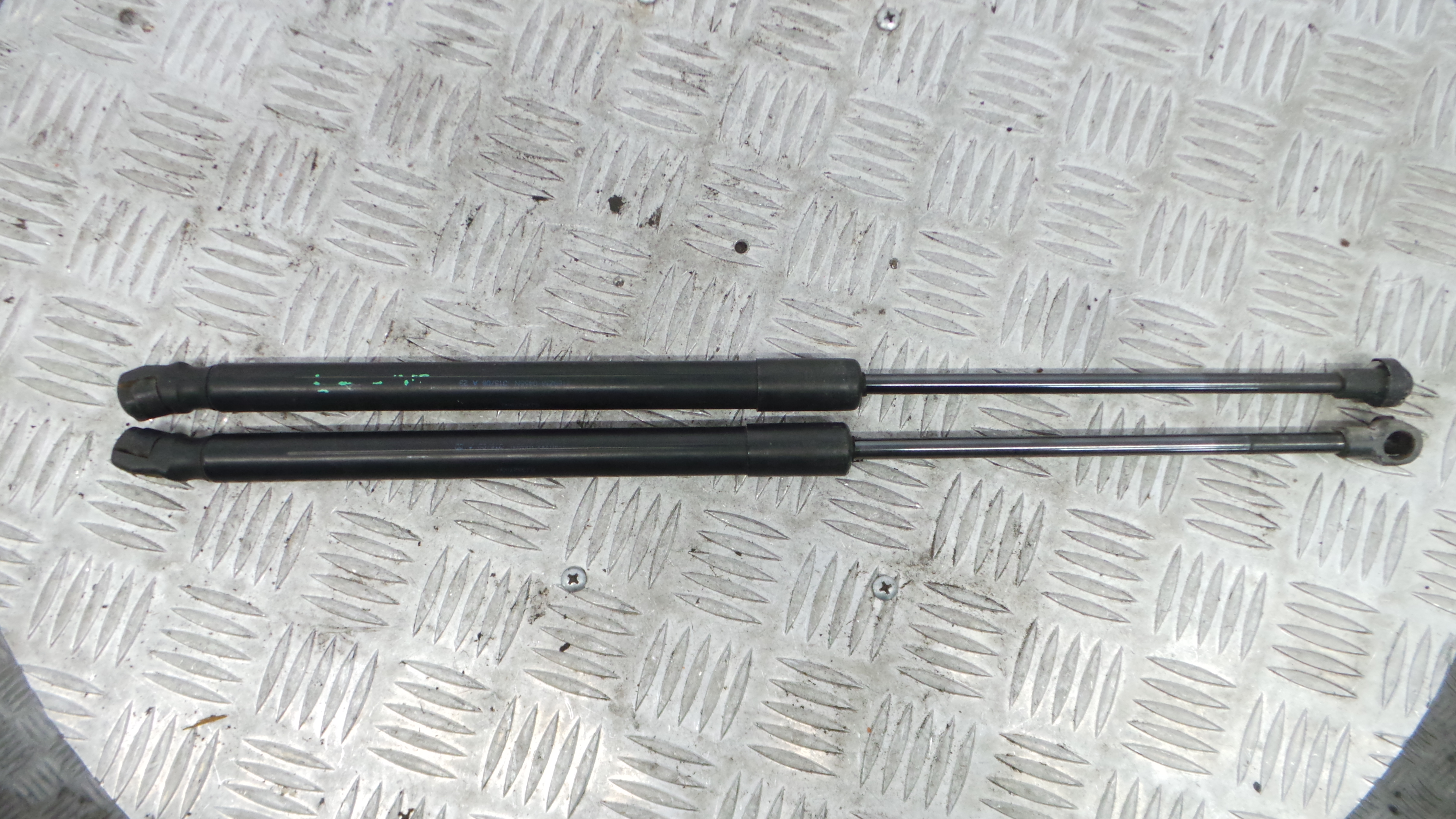 Amortecedor da Mala 6J3827550 - SEAT IBIZA IV (6J5, 6P1), IBIZA Mk IV (6J5, 6P1)-36400956