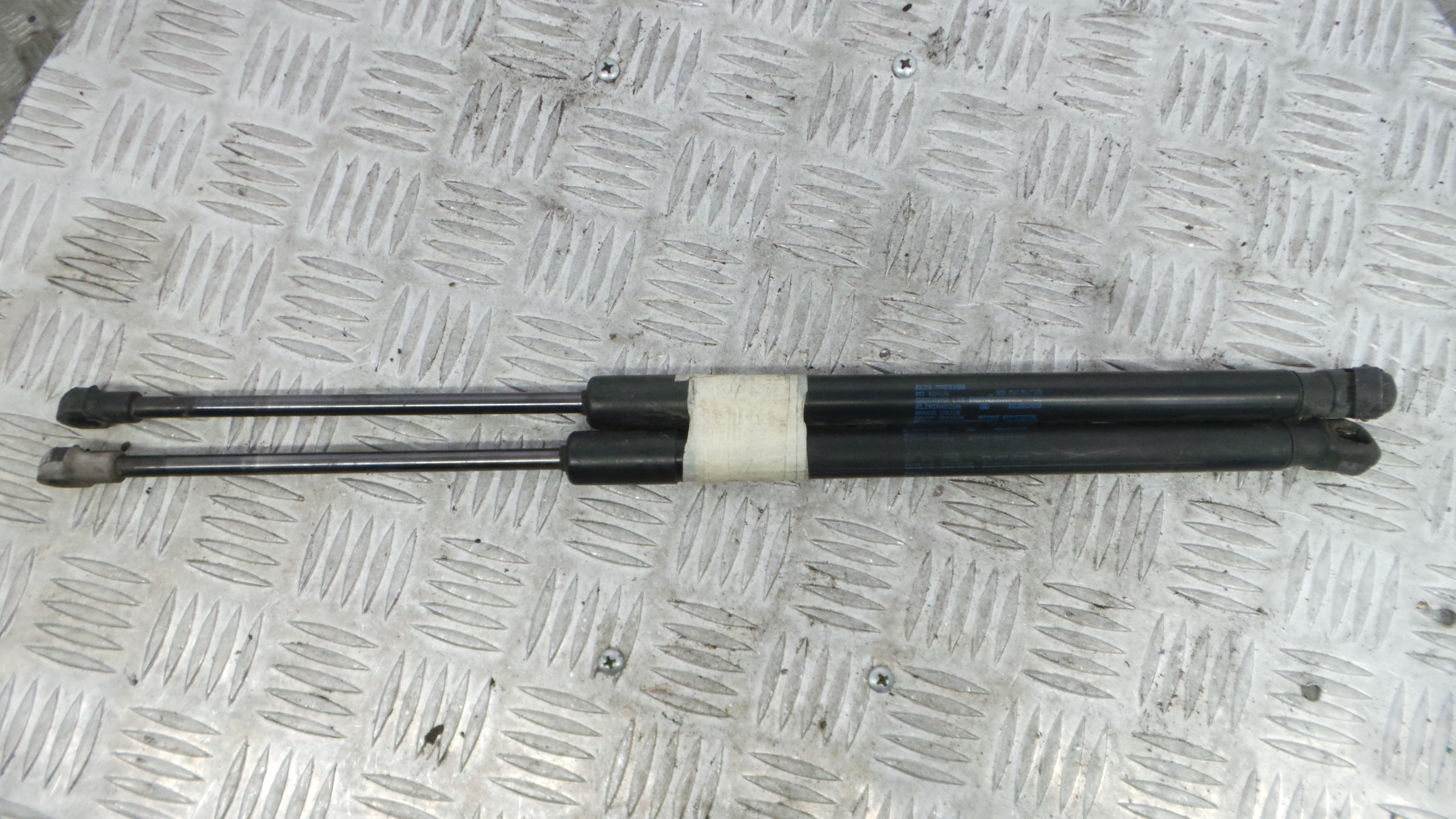 Amortecedor da Mala 6J3827550 - SEAT IBIZA IV (6J5, 6P1), IBIZA Mk IV (6J5, 6P1)-36401007