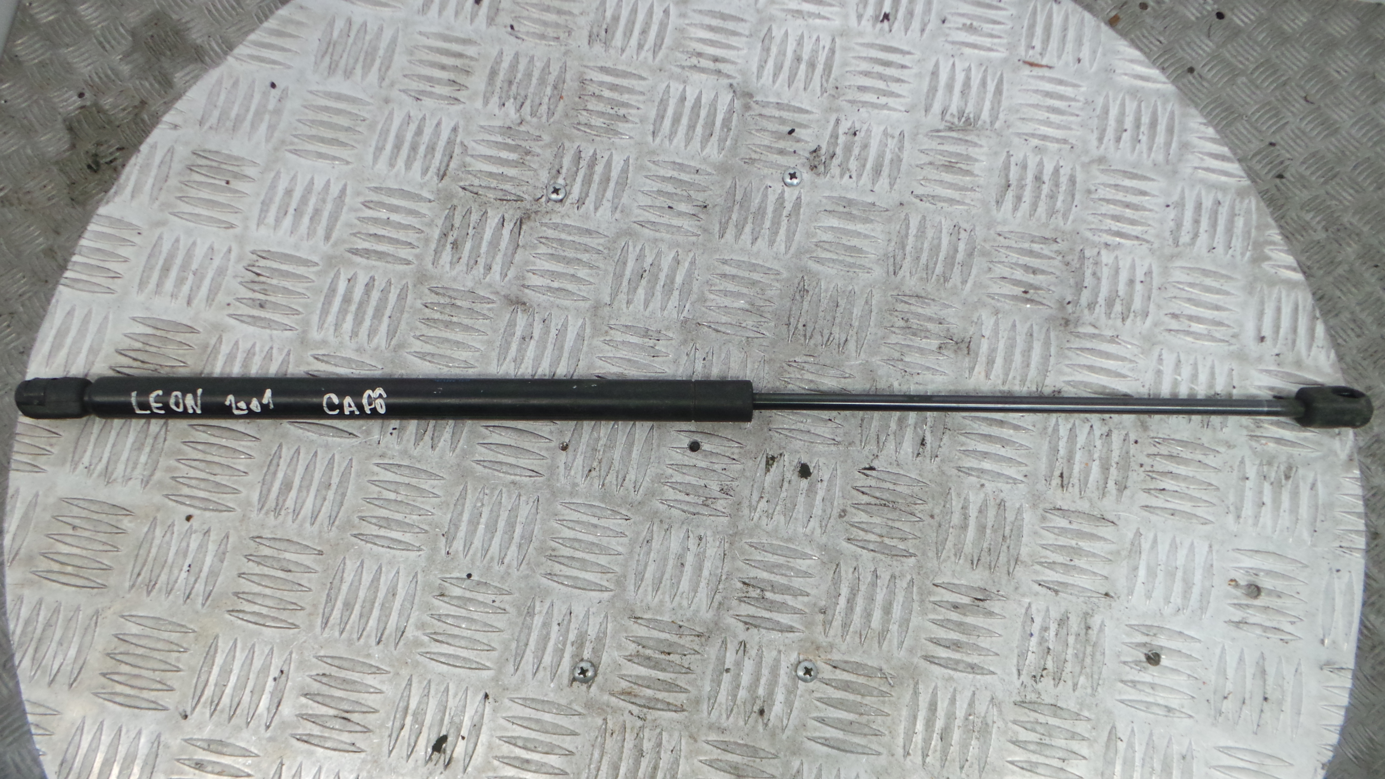 Amortecedor do Capot 1M0823359A - SEAT LEON (1M1)-36402556