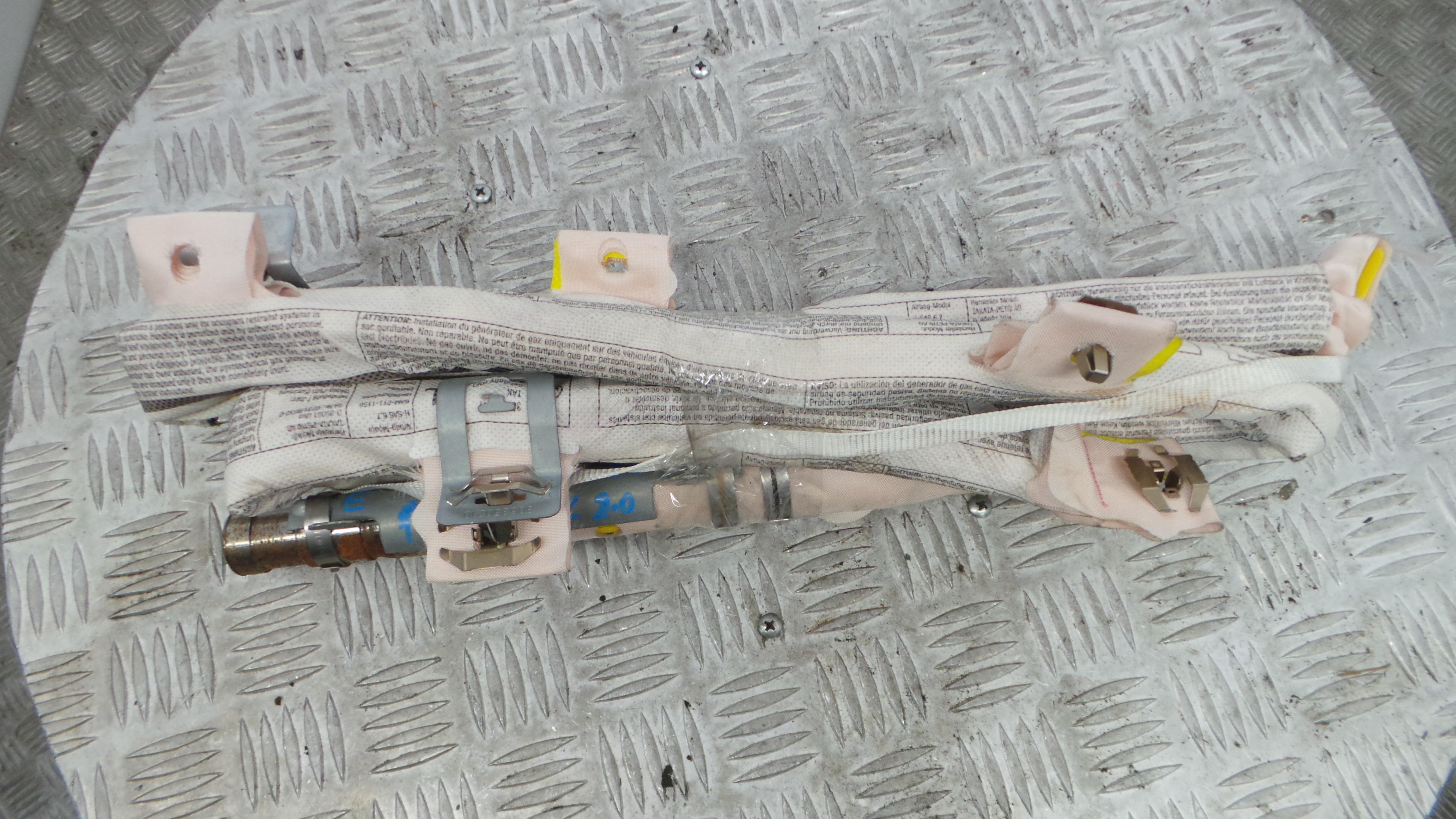 Airbags de Cortina Esq 3C8880741B - VW PASSAT CC B6 (357)-36402575 Airbags de Cortina Esq 3C8880741B - VW PASSAT CC B6 (357)-36402575