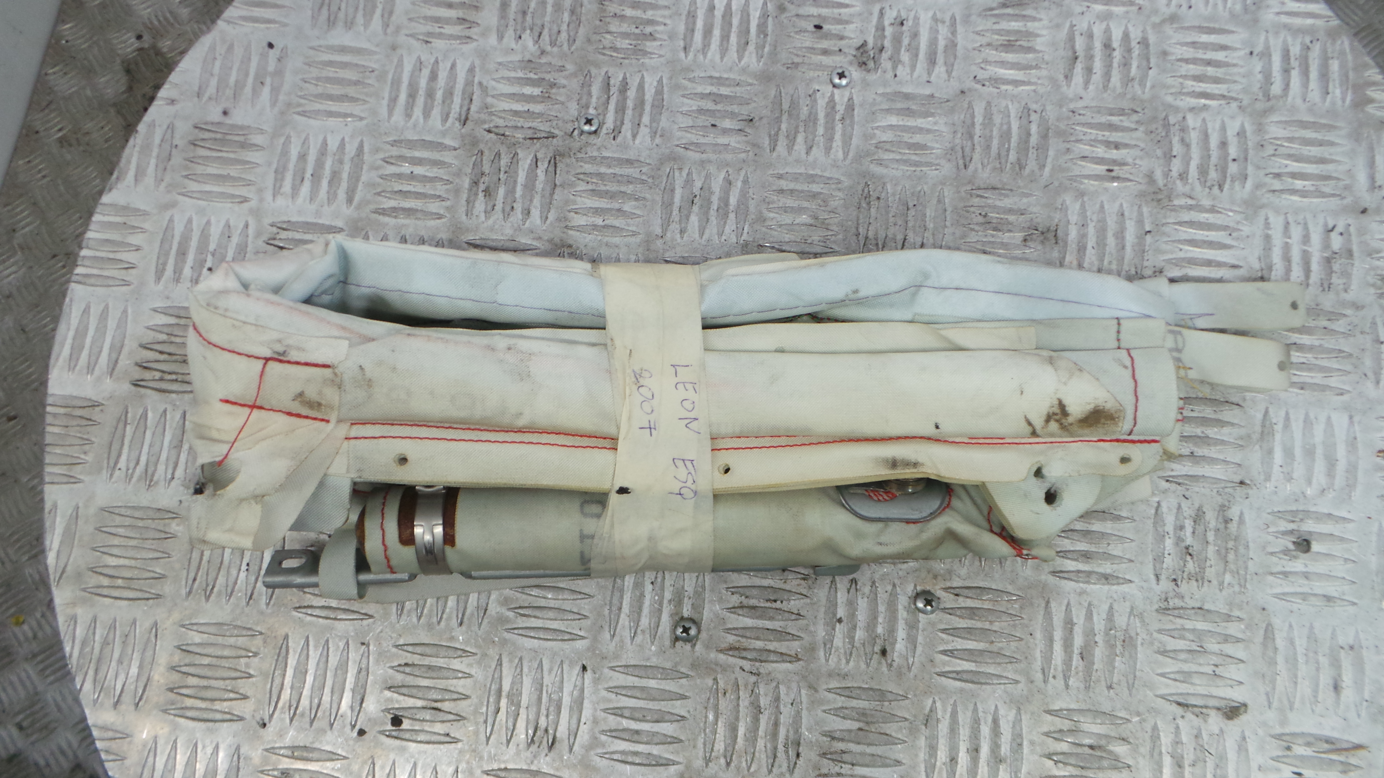 Airbags de Cortina Esq 1P0880741B - SEAT LEON (1P1)-36402606 Airbags de Cortina Esq 1P0880741B - SEAT LEON (1P1)-36402606