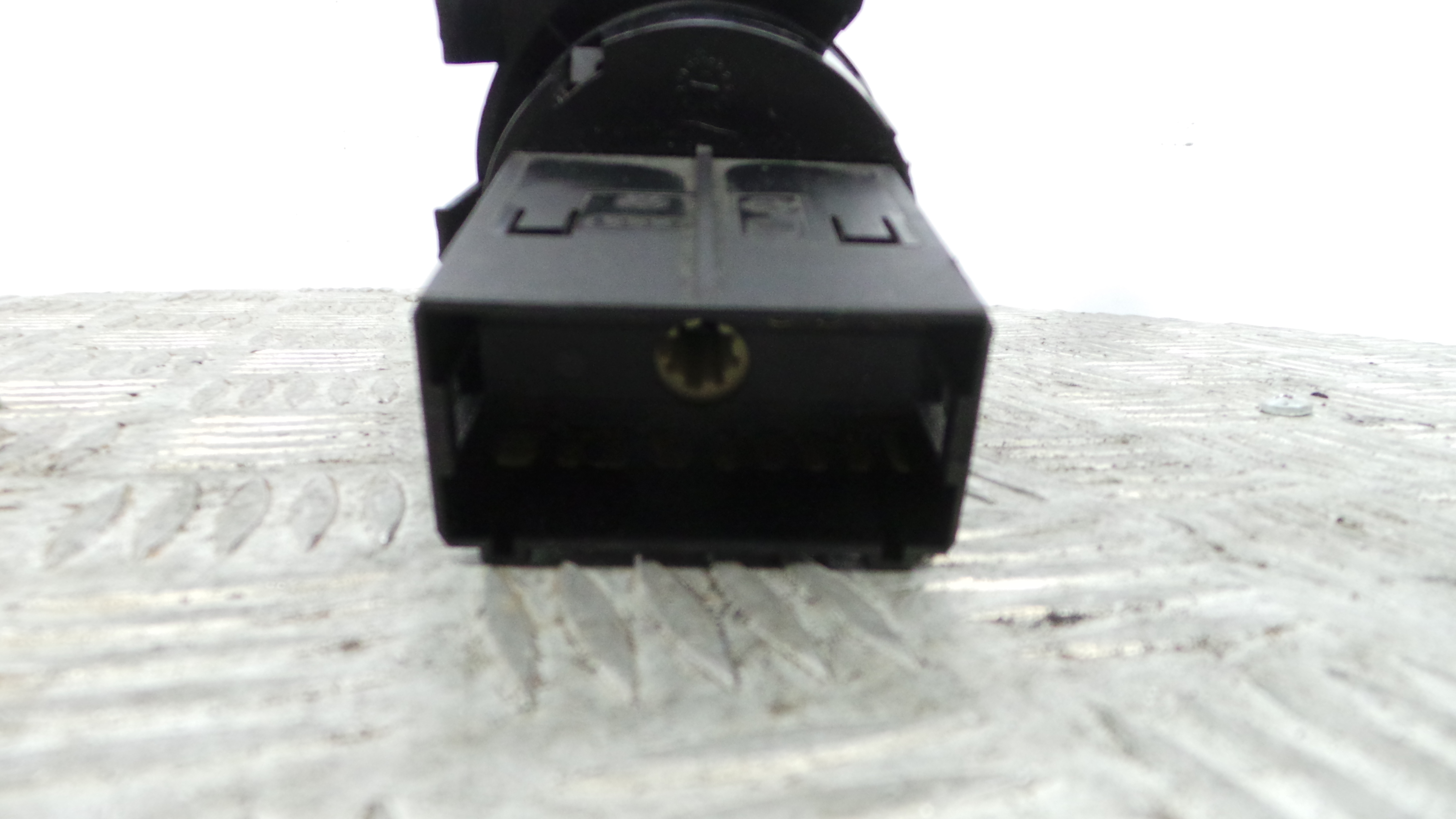 Comando das luzes  6Q0941531B - VW POLO (9N_, 9A_)-36403508