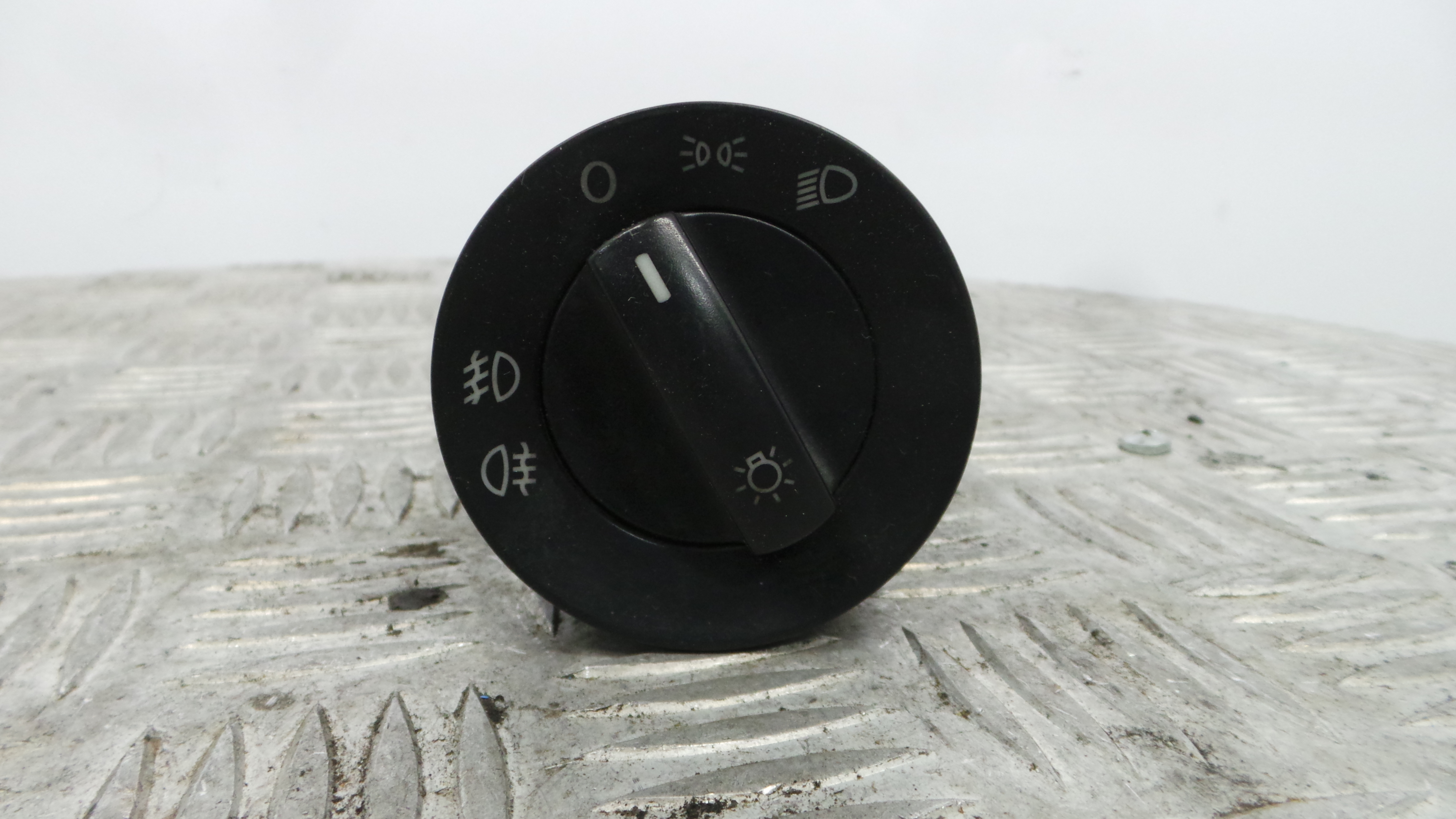 Comando das luzes  6Q0941531C - VW POLO (9N_, 9A_)-36403526