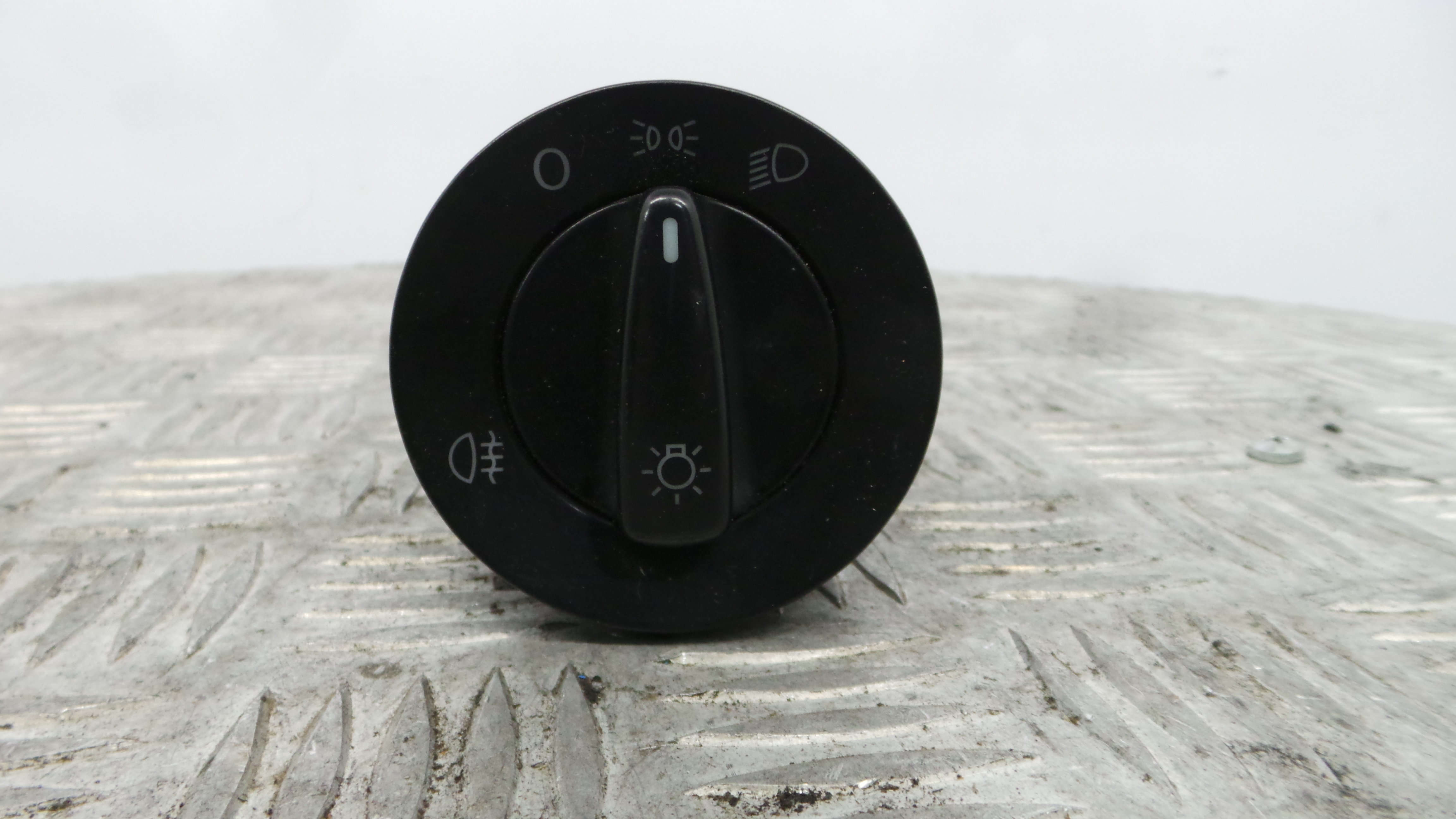 Comando das luzes  1C0941531 - VW GOLF IV (1J1), GOLF Mk IV (1J1)-36403529