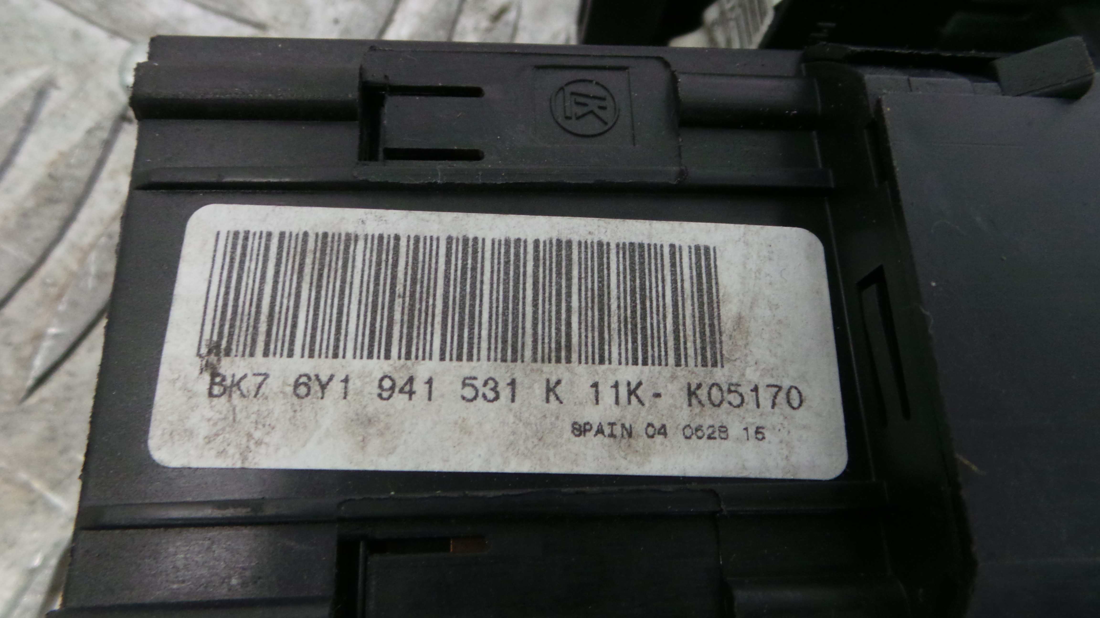 Comando das luzes 6Y1941531K - SKODA FABIA II (542)-36403629