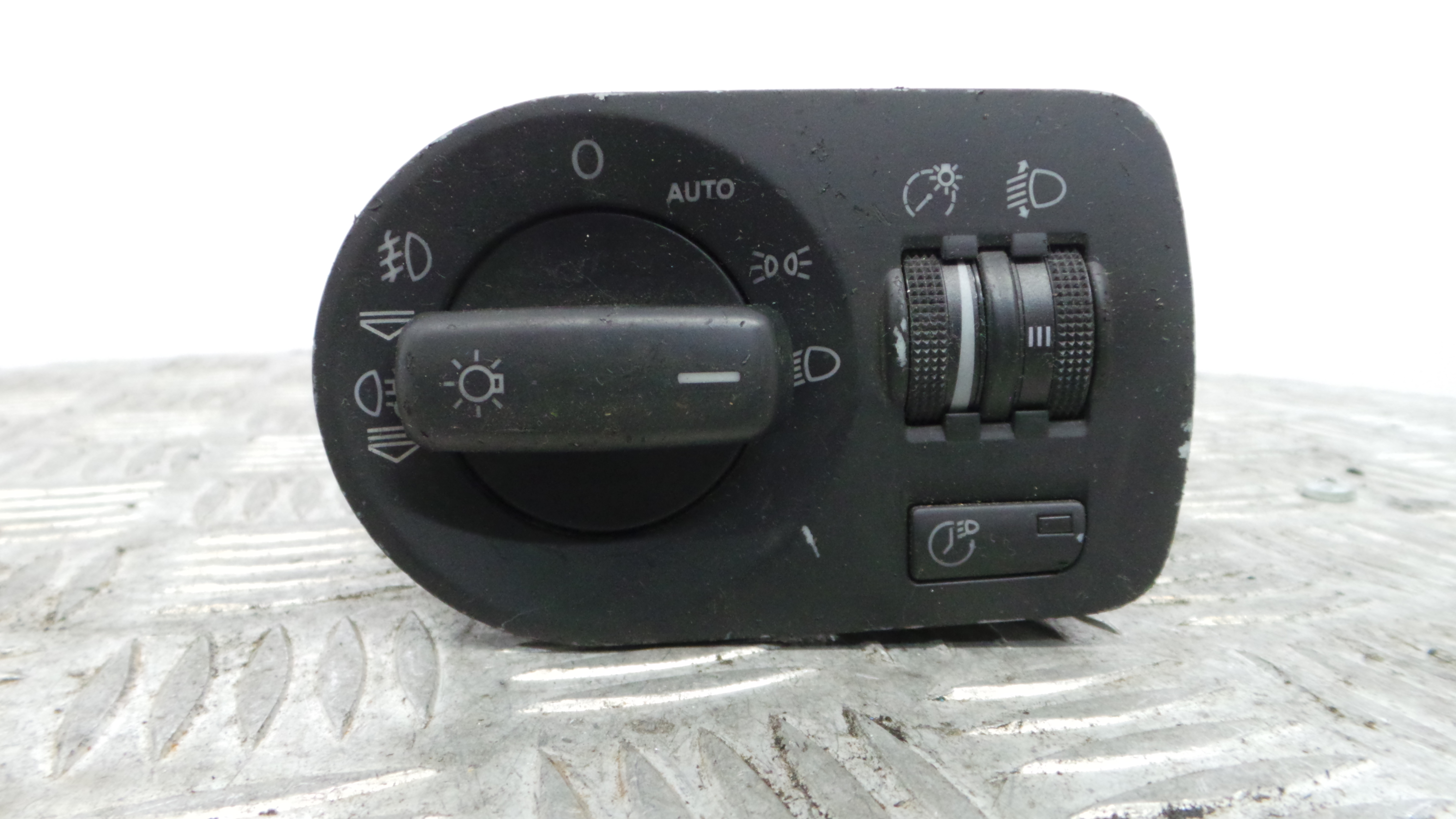 Comando das luzes 8P1941531G - AUDI A3 (8P1)-36403641 Comando das luzes 8P1941531G - AUDI A3 (8P1)-36403641