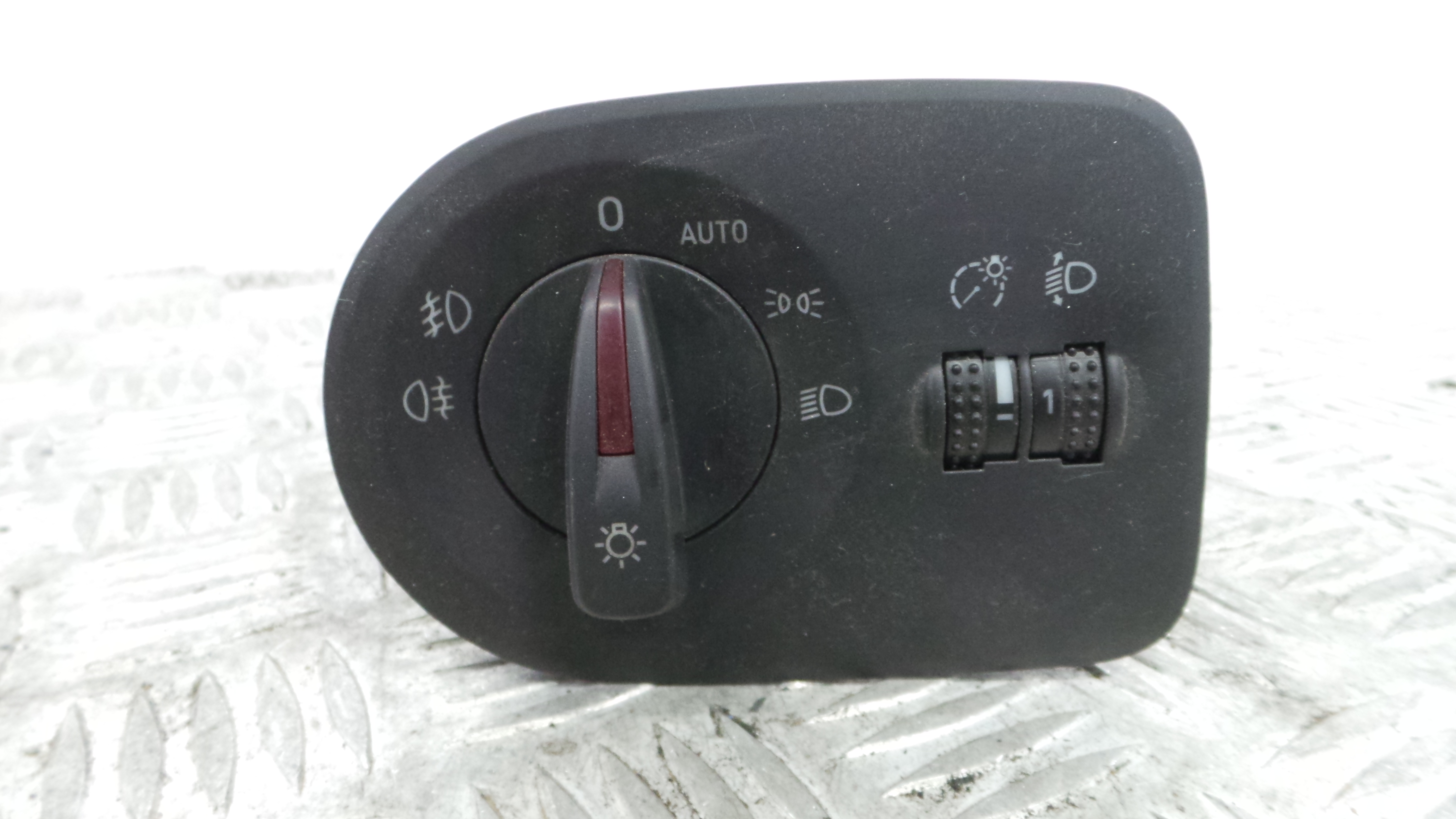 Comando das luzes 6J0919094 - SEAT IBIZA IV (6J5, 6P1), IBIZA Mk IV (6J5, 6P1)-36403686 Comando das luzes 6J0919094 - SEAT IBIZA IV (6J5, 6P1), IBIZA Mk IV (6J5, 6P1)-36403686