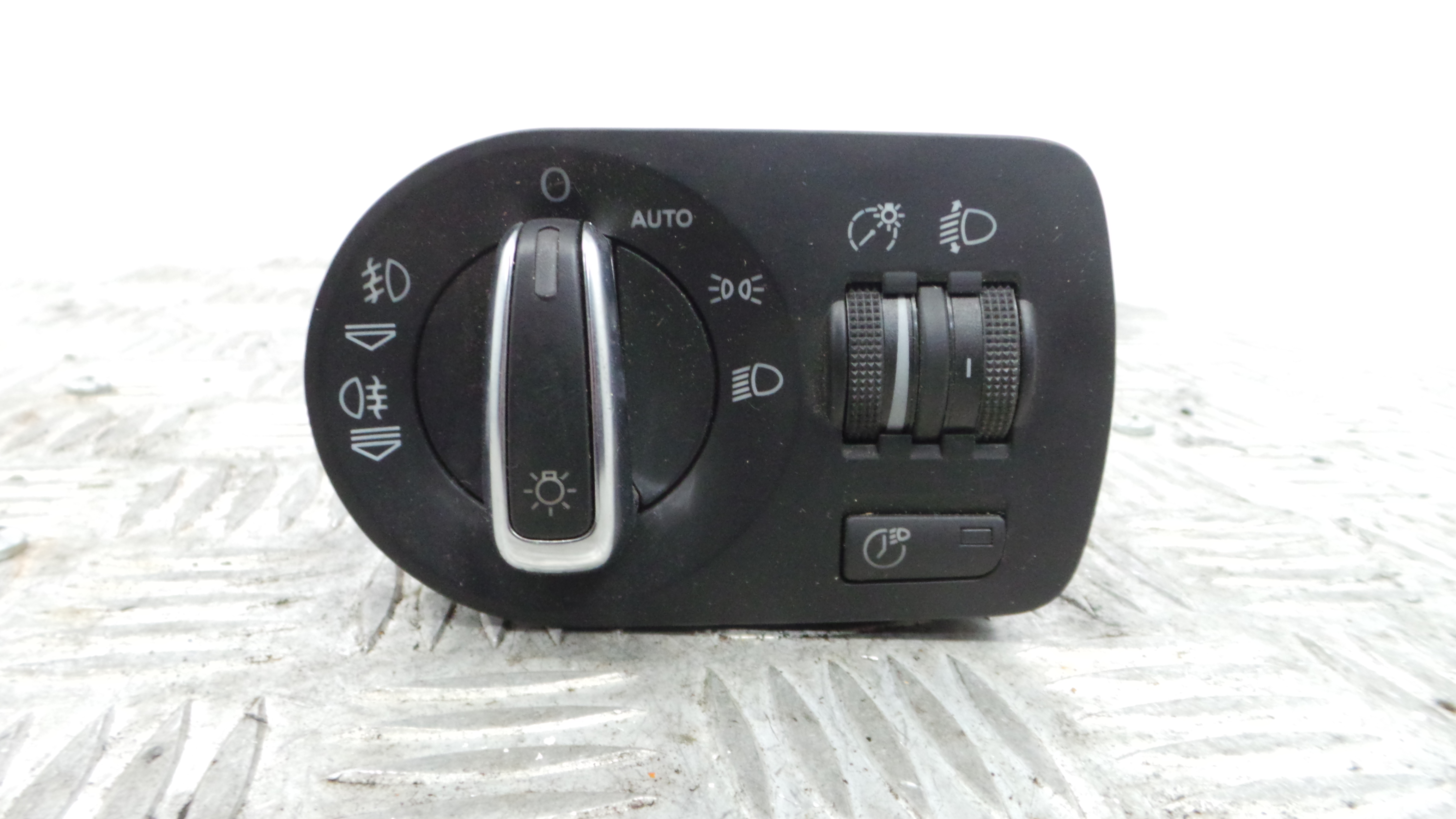 Comando das luzes 8P1941531CF - AUDI A3 (8P1)-36403689 Comando das luzes 8P1941531CF - AUDI A3 (8P1)-36403689