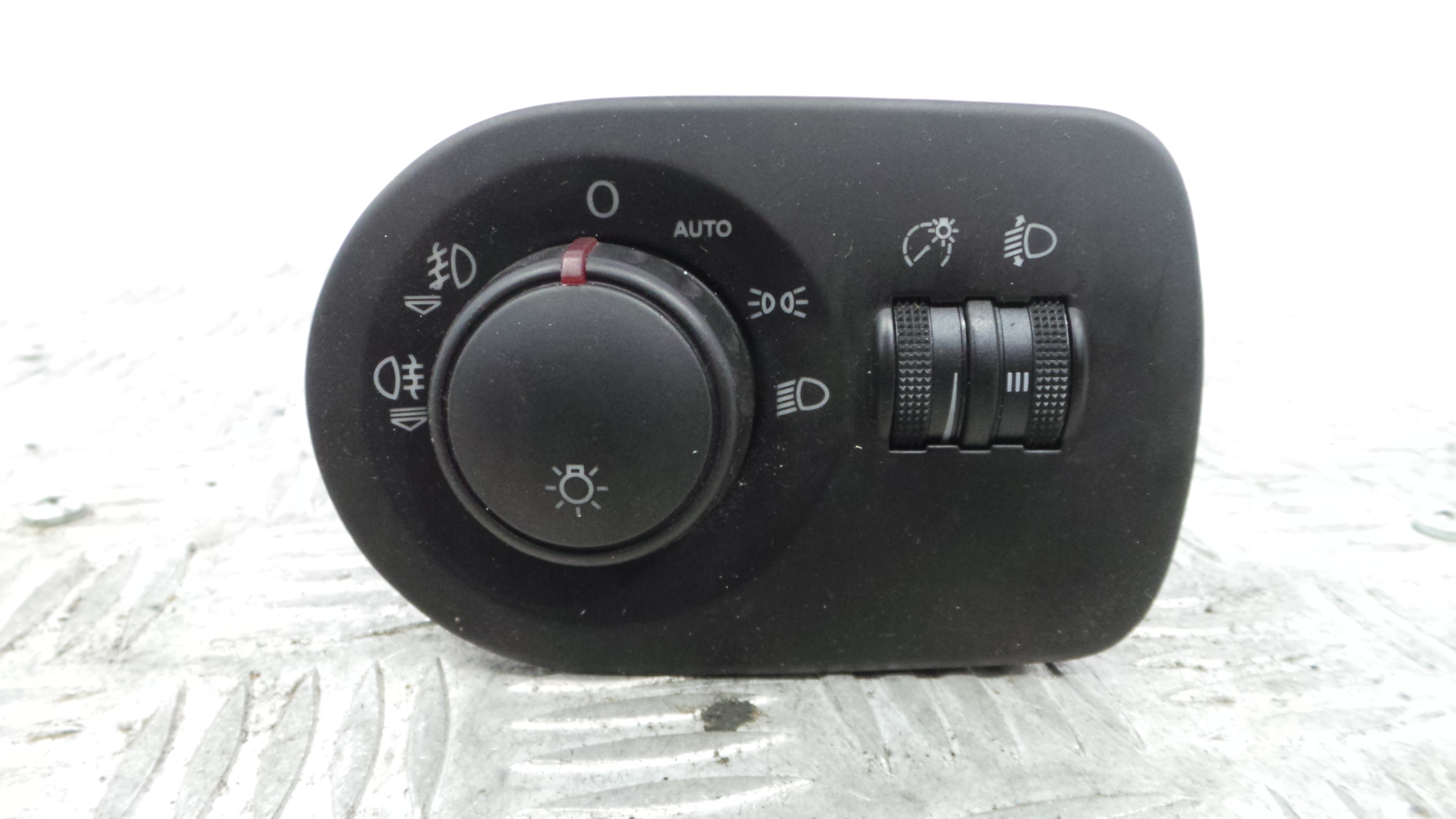 Comando das luzes 1P1941431R - SEAT LEON (1P1)-36403710 Comando das luzes 1P1941431R - SEAT LEON (1P1)-36403710