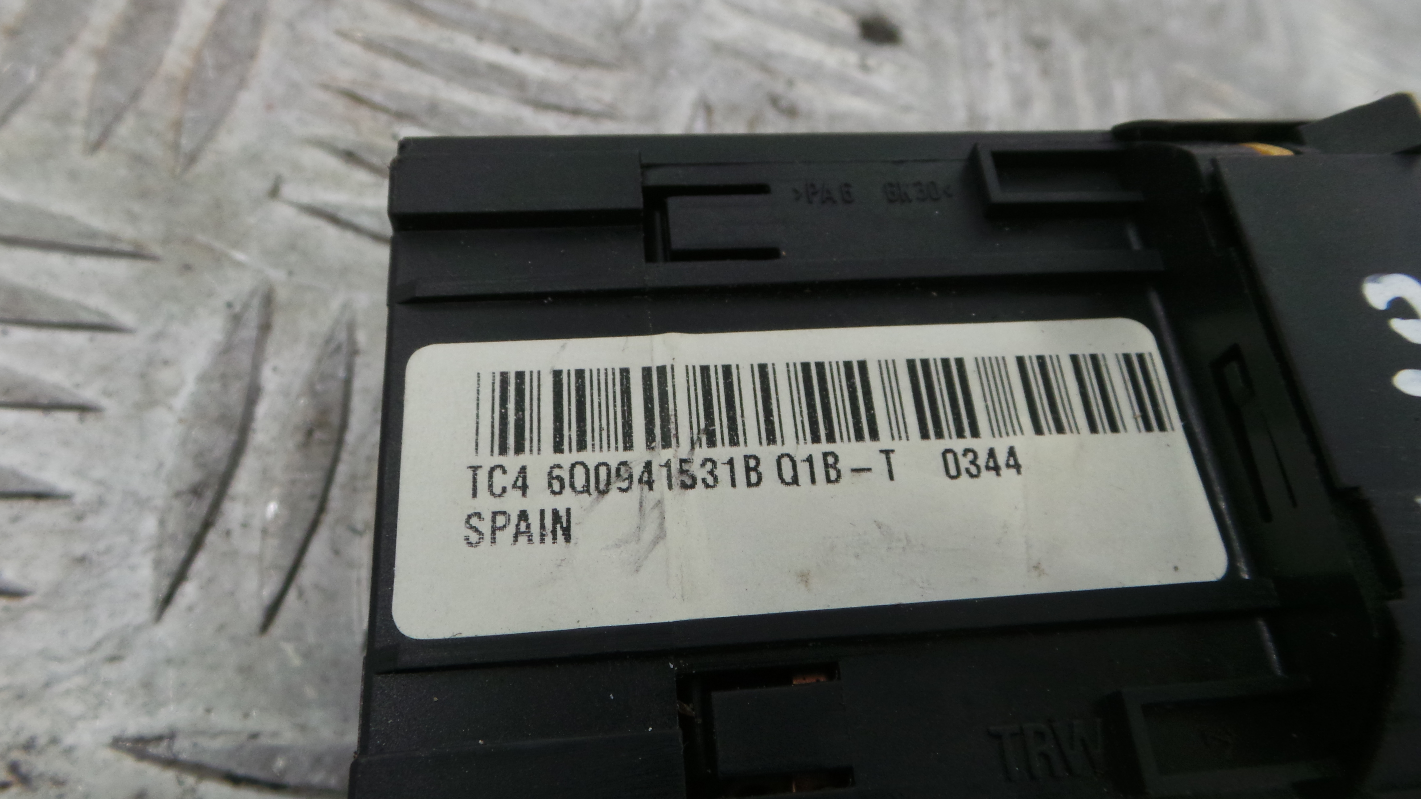 Comando das luzes  6Q0941531B - VW POLO (9N_, 9A_)-36403713